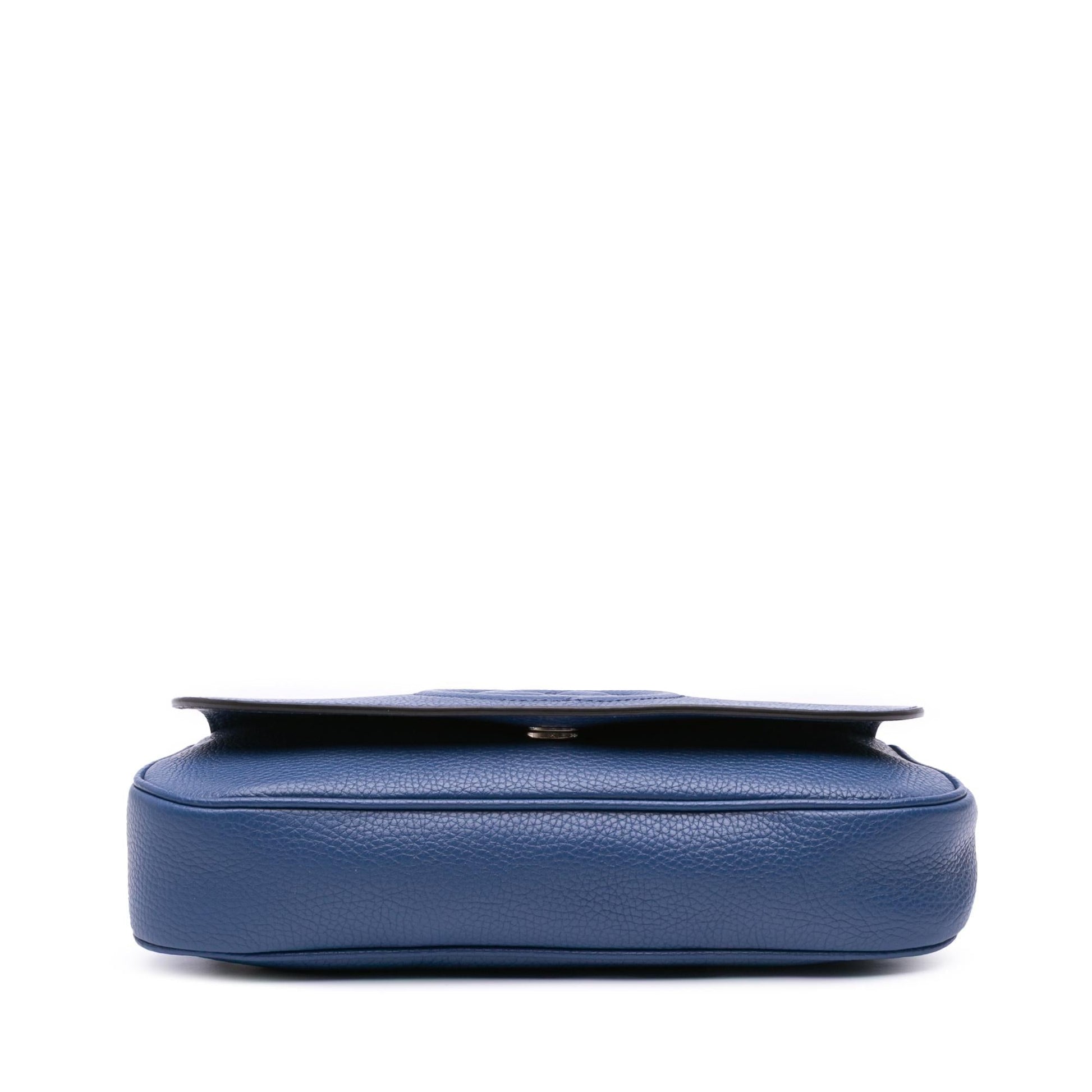 Gucci Soho Chain Flap Leather Calf Blue Medium Crossbody Bag Flap Crossbody