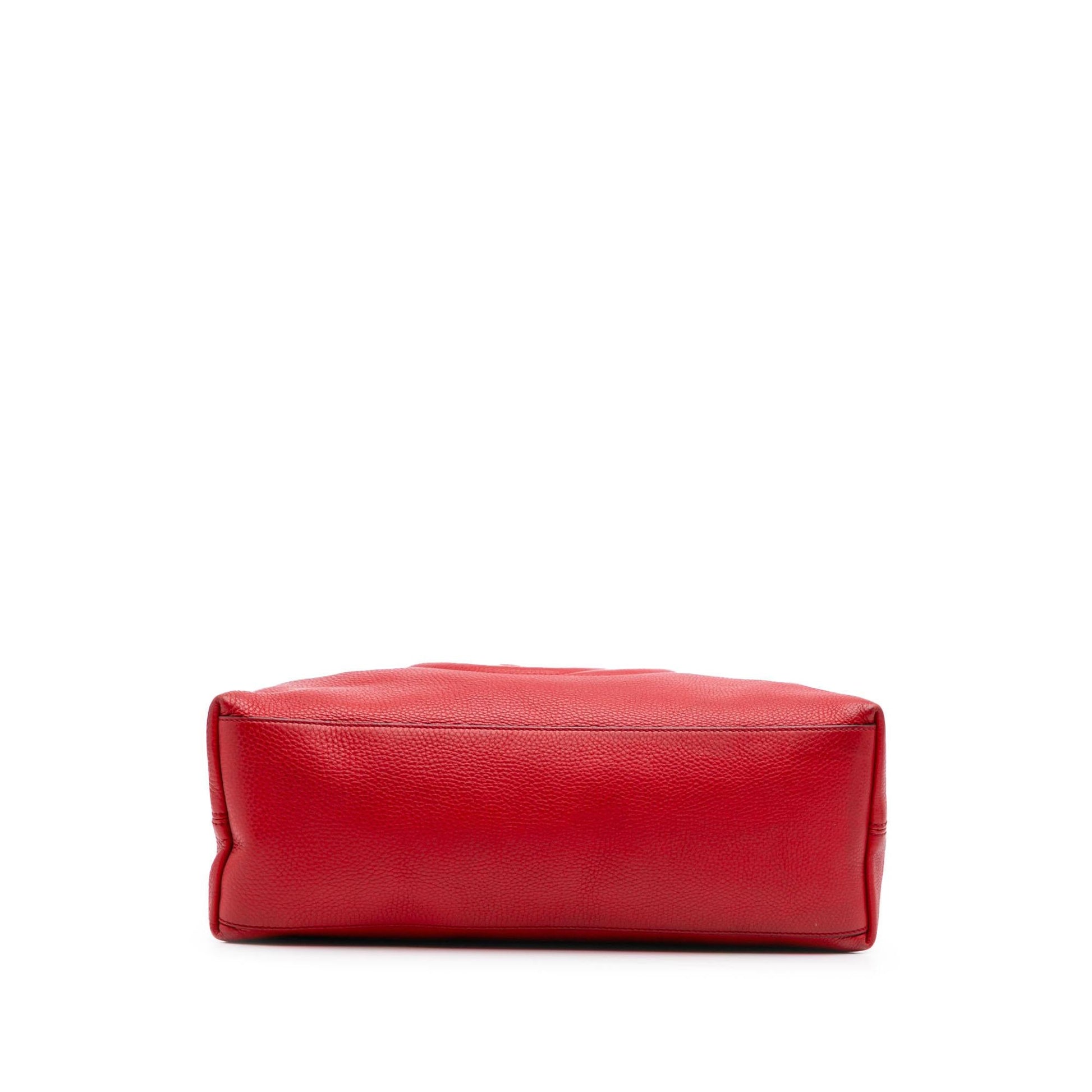 Gucci Soho Chain Leather Calf Red Medium Tote Bag