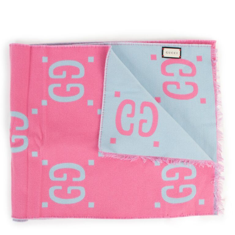 Gucci GG SILK JACQUARD SCRAF Monogram Wool Apparel