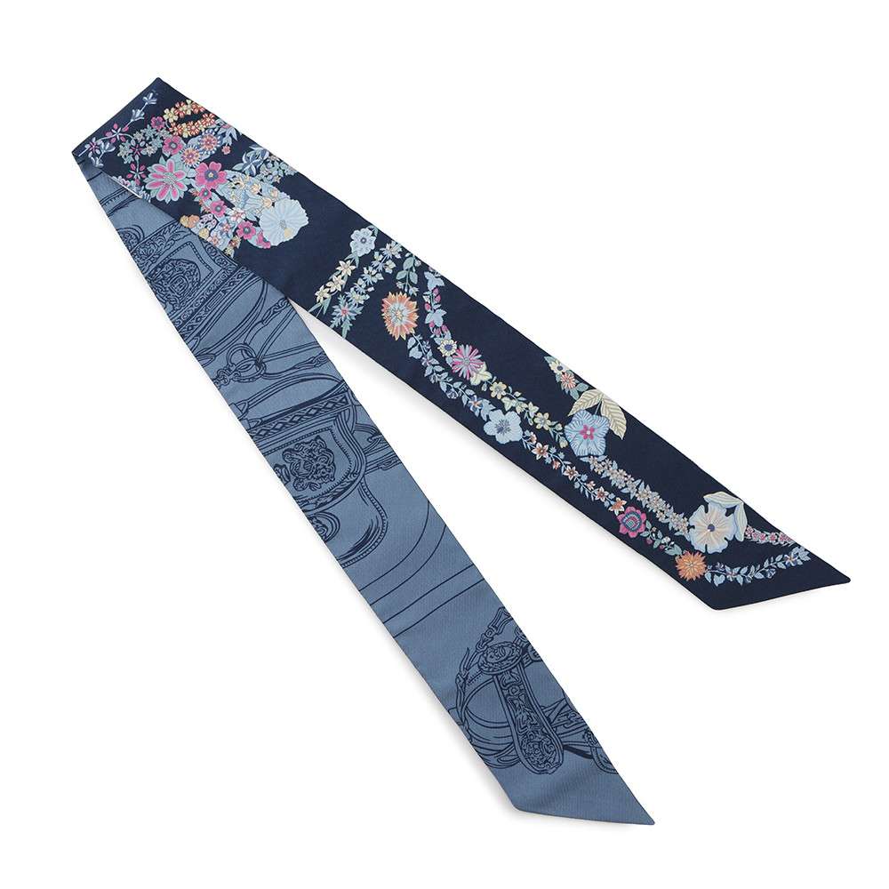 Twilly Brides De Gala En Fleurs Eyeliner Blue Travel Bag