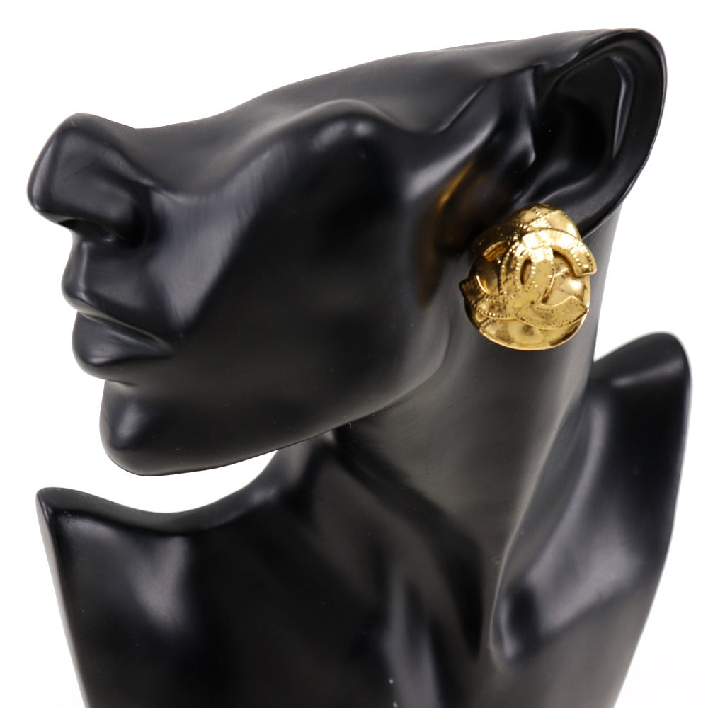 Chanel Coco Mark Gold Earrings Jewelry