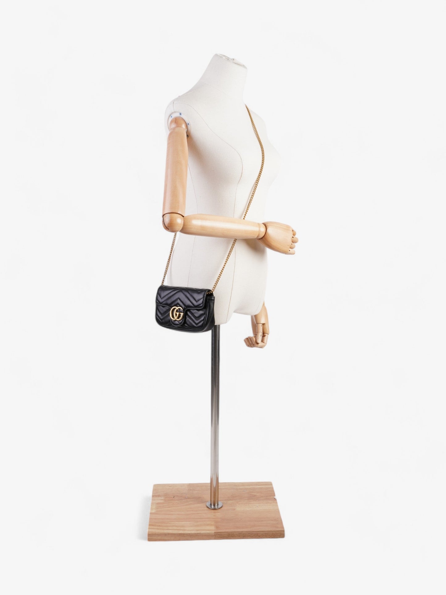 Gucci Marmont Super Mini Crossbody Bag Leather Matelasse Mini 2