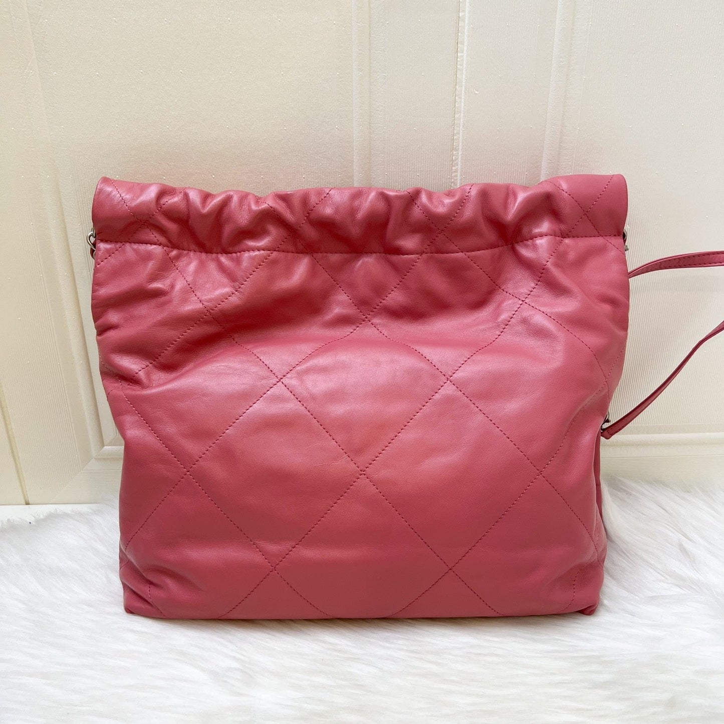 Chanel 22 Small Hobo Bag in Pink Calfskin and SHW (Model: )