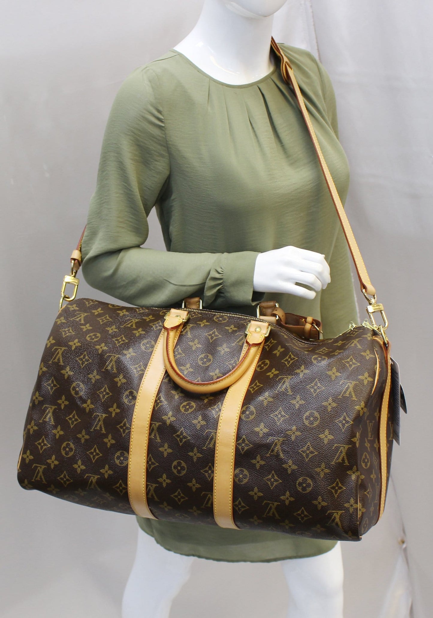 Louis Keepall Bandouliere Duffle Travel Bag Monogram