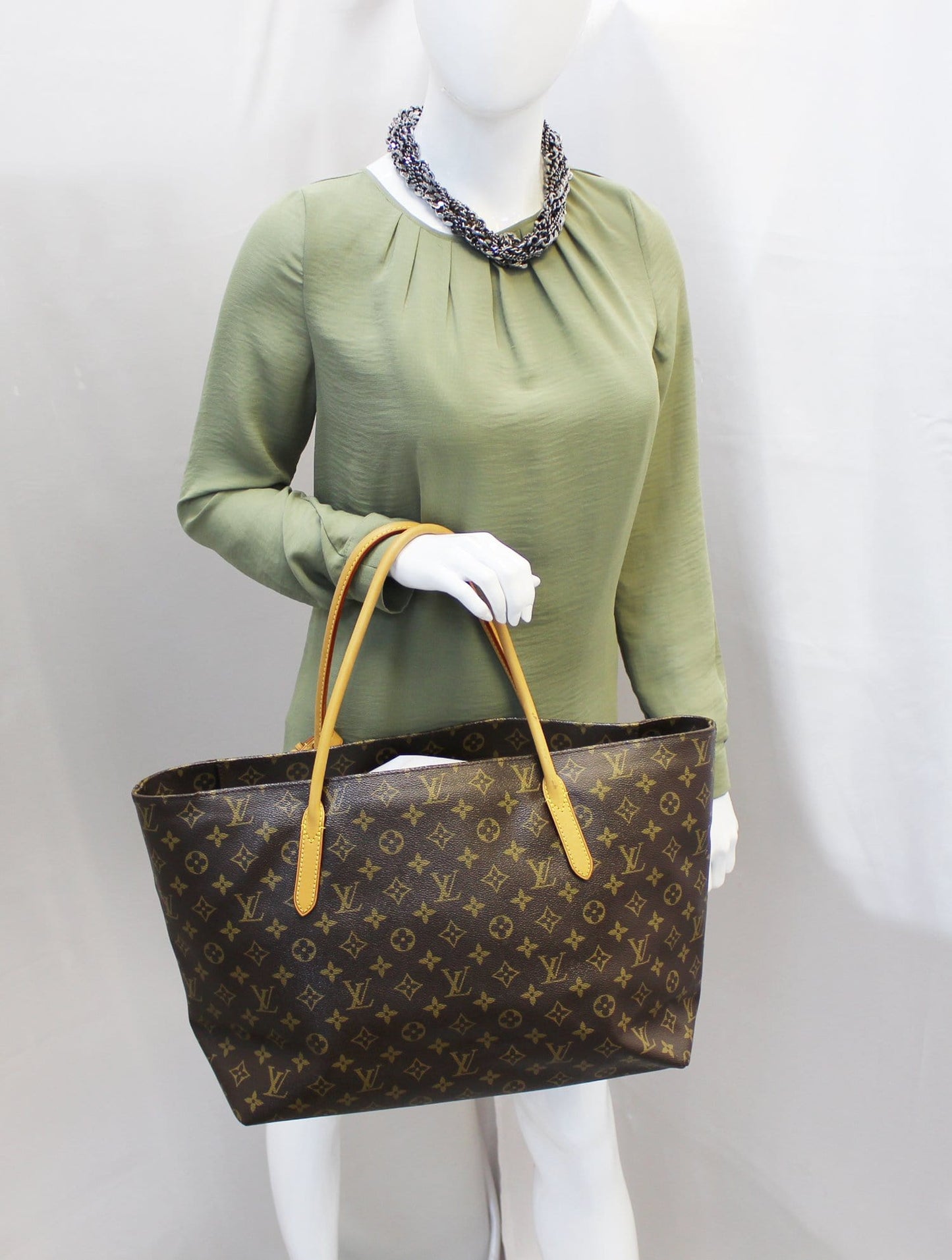Louis Raspail Mm Tote Bag Canvas Monogram