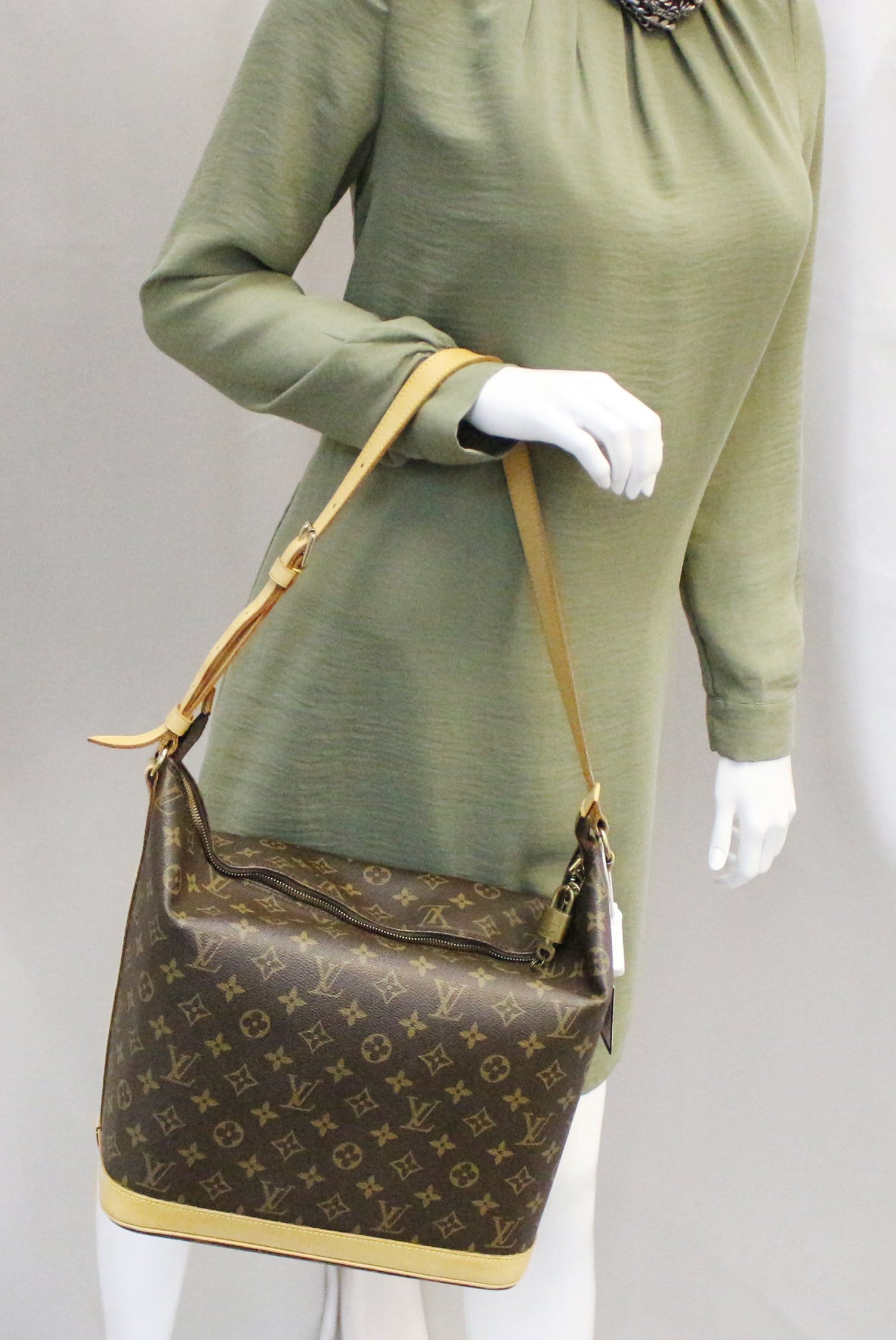 Louis Sharon Stone Amfar Three Shoulder Bag Canvas Monogram