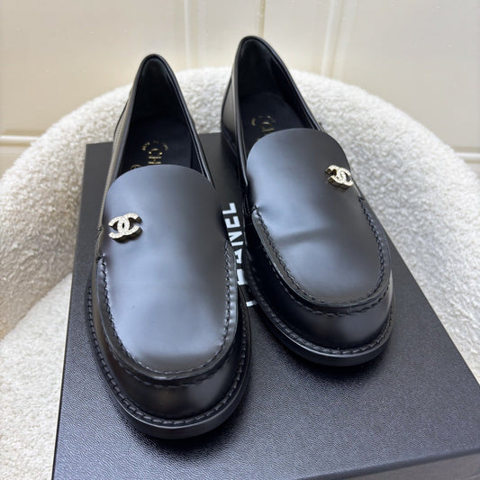 Chanel Mocassins with Diamantes Studded CC Logo in Black Smooth Calfskin Shoes