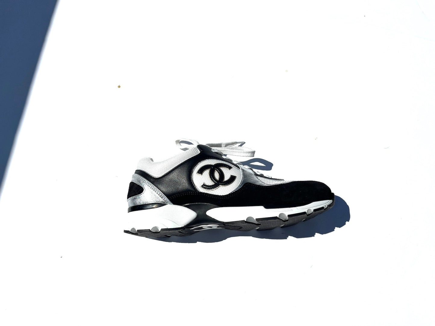 Chanel White Black Interlocking CC Sneakers 40.5