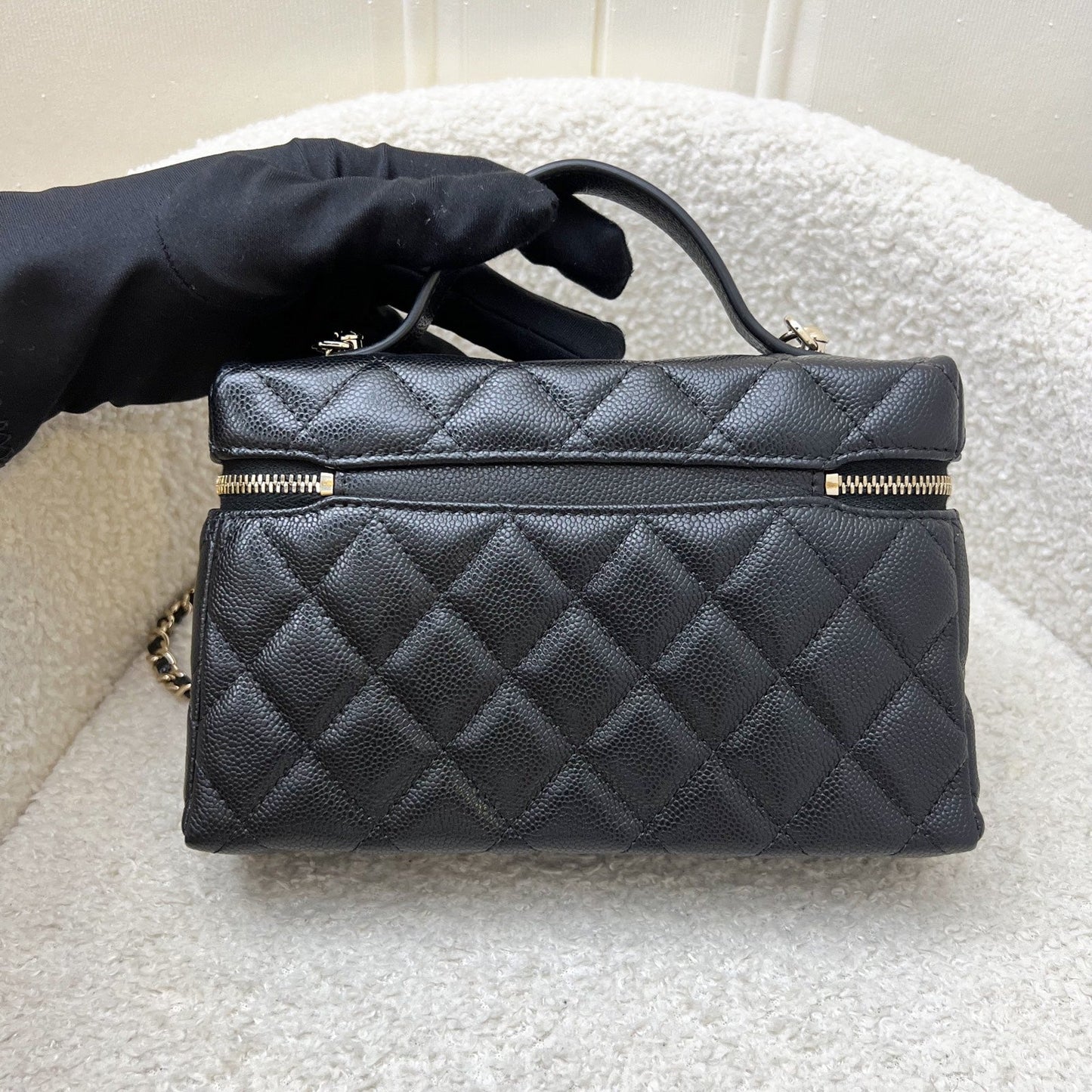 Chanel [Brand New Aug 2025] Vanity / Clutch with Chain (LP Style Bag) in Black Caviar and LGHW (Model: )