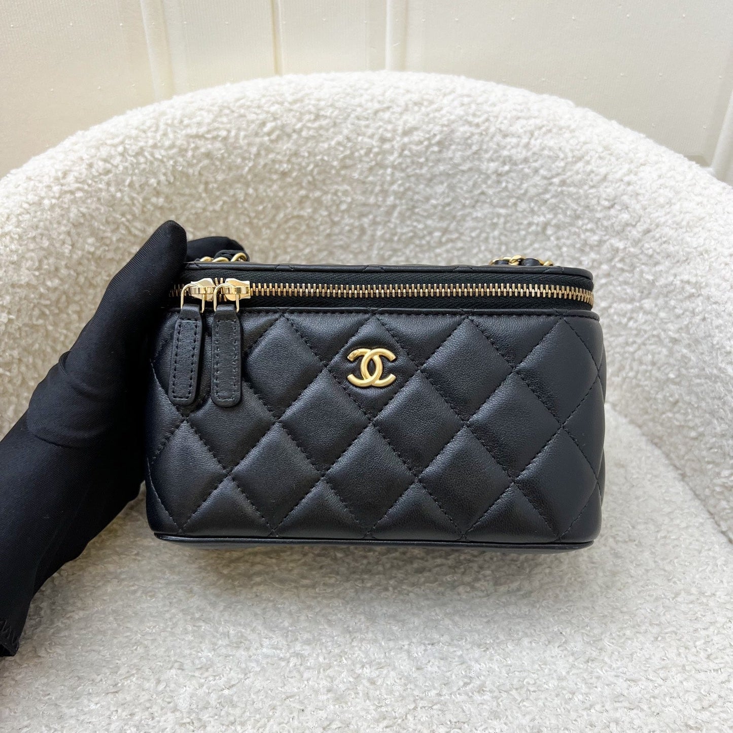 Chanel Pearl Crush Small Vanity in Black Lambskin and AGHW (Model: )