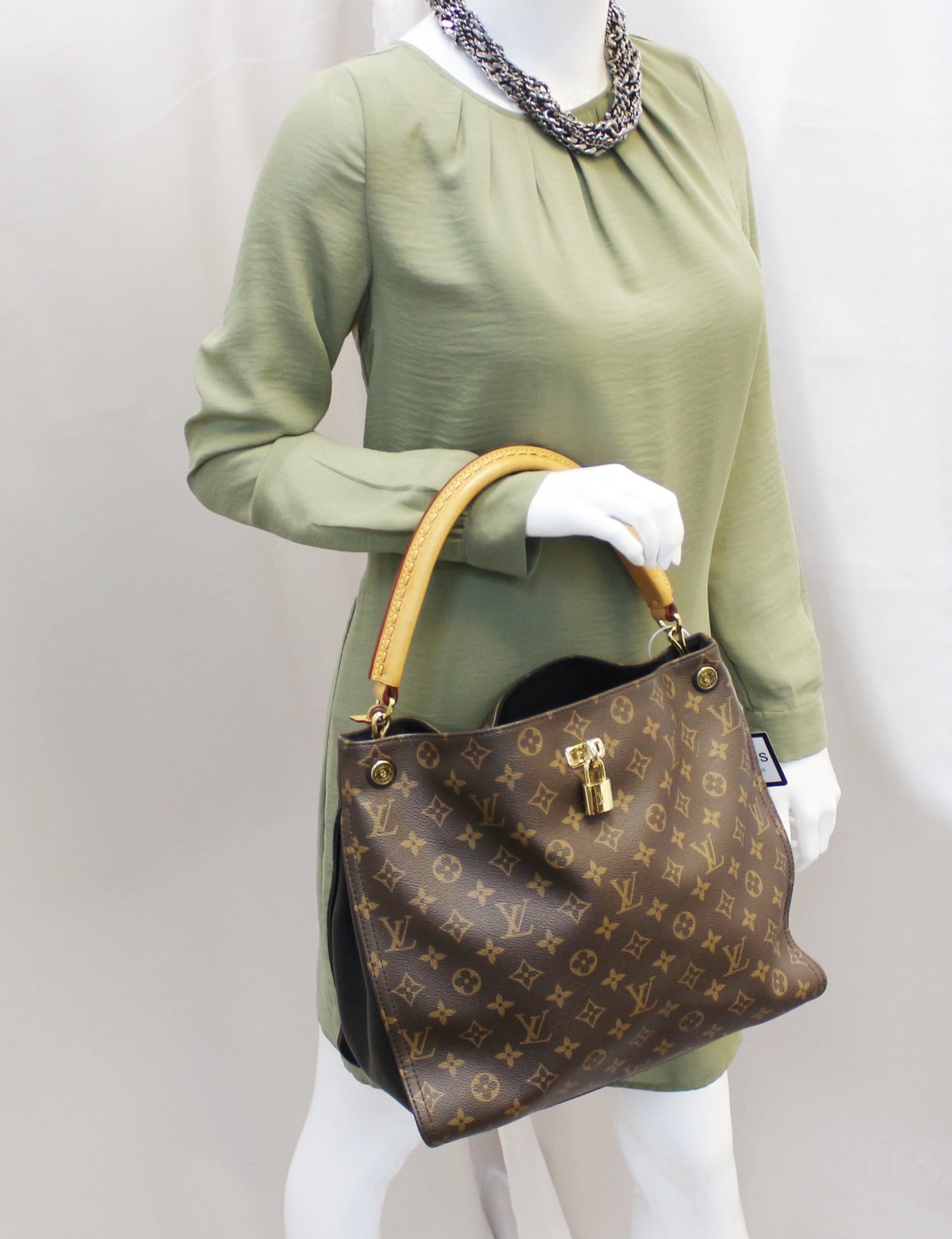 Louis Gaïa Shoulder Bag Canvas Monogram