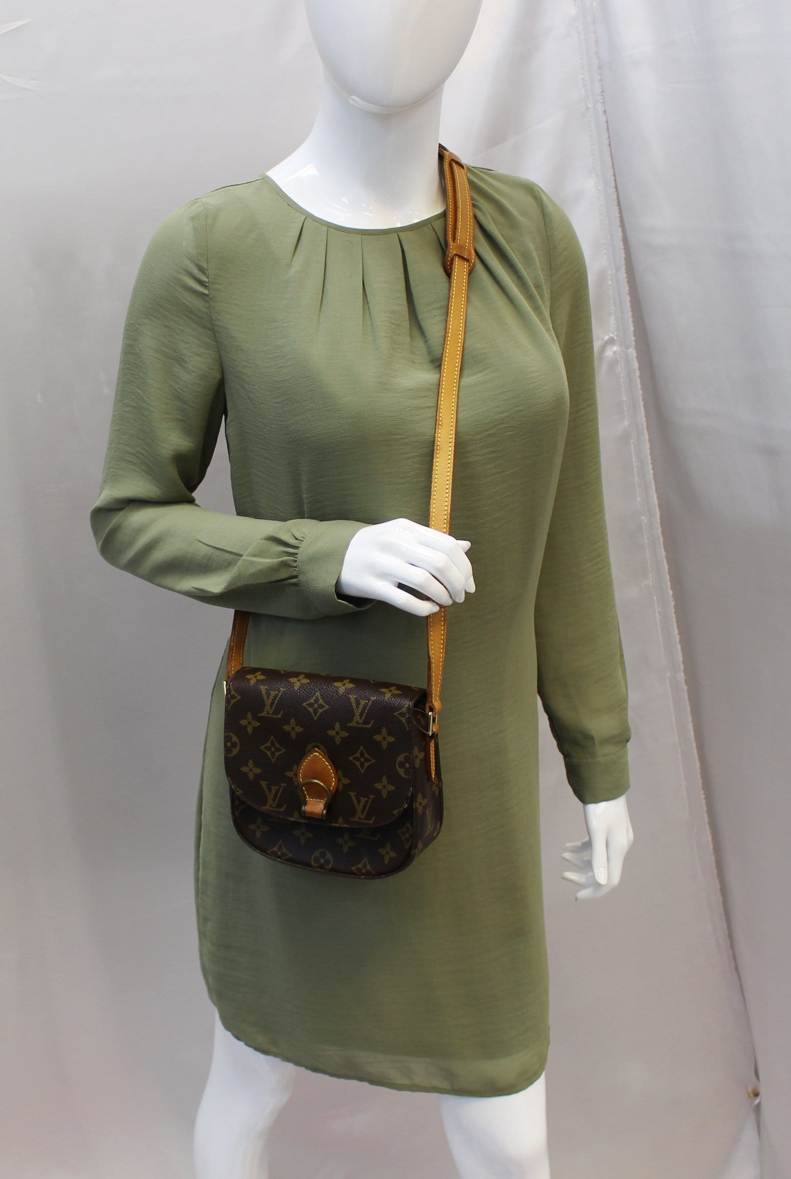 Louis Saint Cloud Pm Shoulder Bag Canvas Monogram