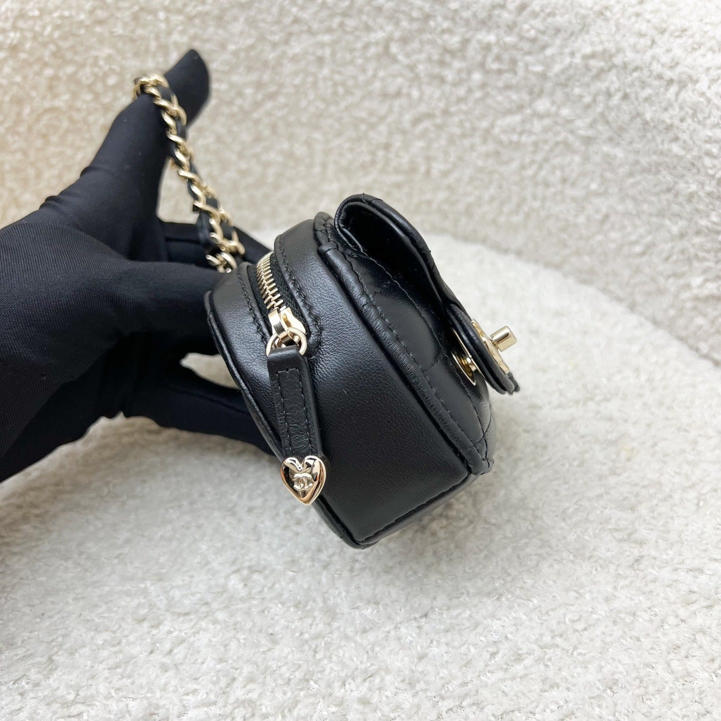 Chanel Mini Heart Charm in Black Lambskin and LGHW (Model: )