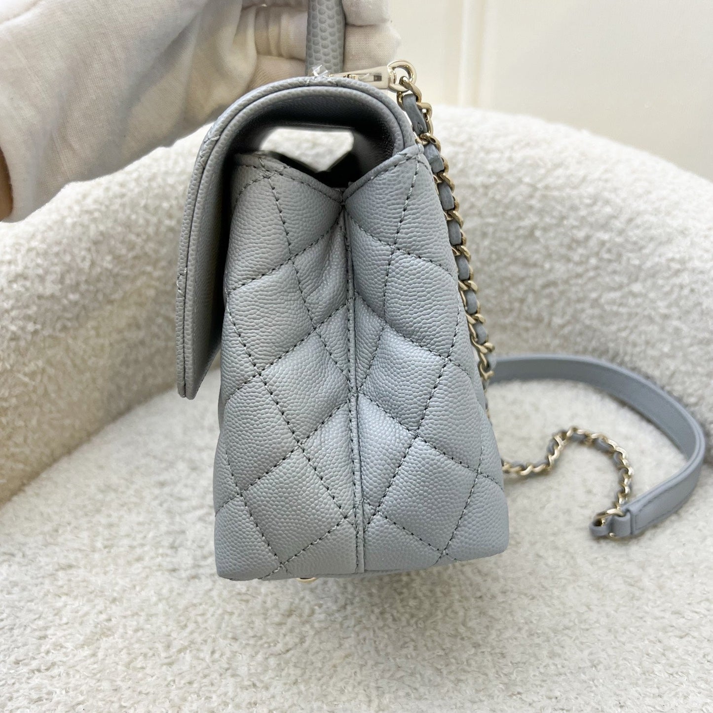 Chanel Small Coco Handle Flap Bag in Light Grey Caviar and LGHW ()