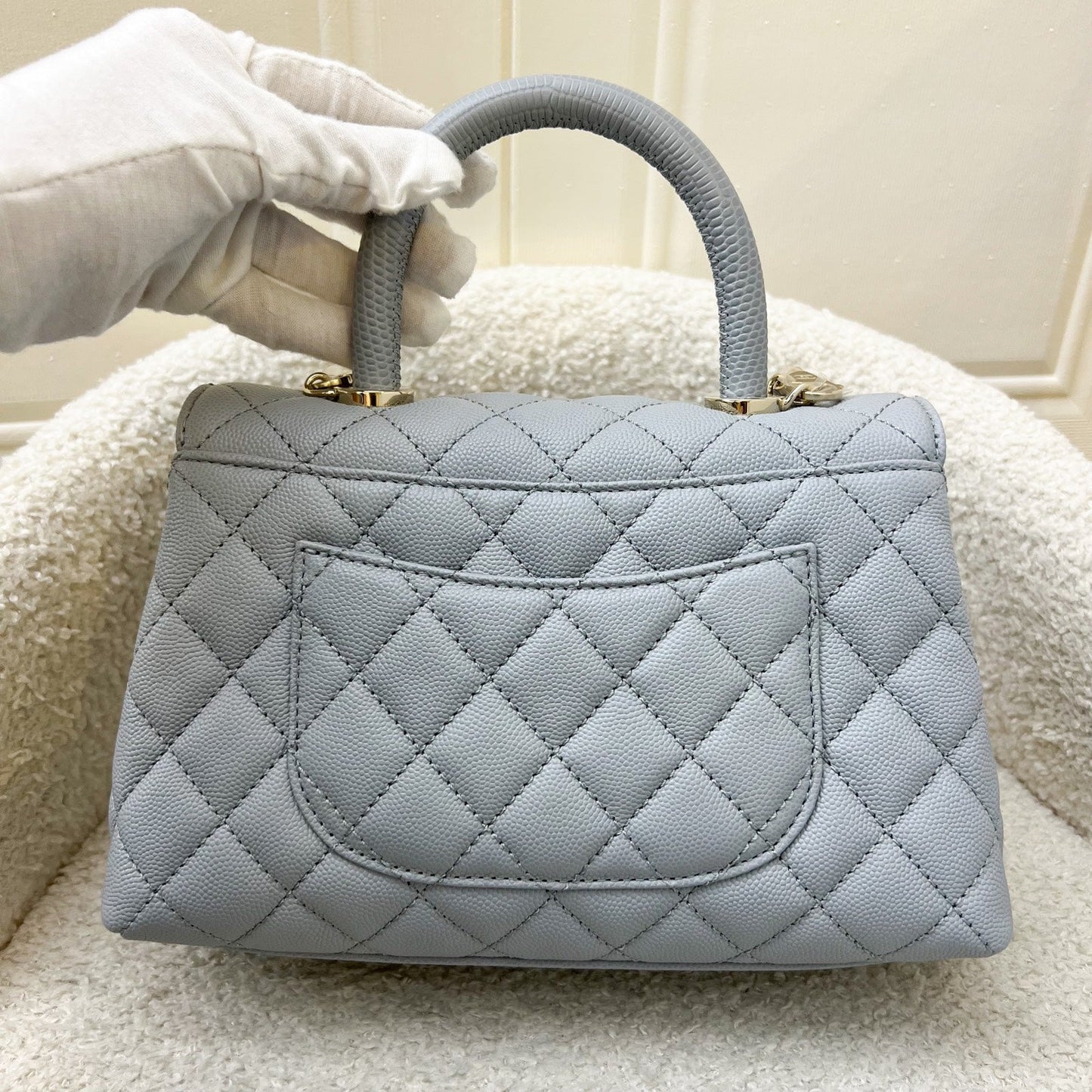 Chanel Small Coco Handle Flap Bag in Light Grey Caviar and LGHW ()