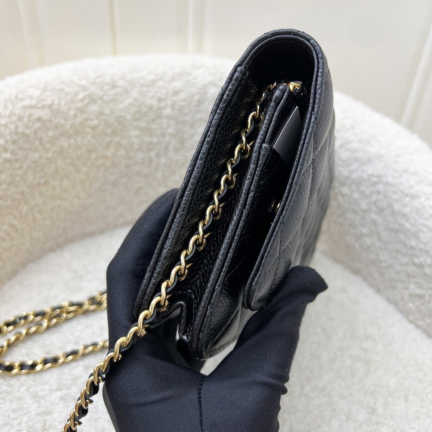 Classic Wallet on Chain WOC in Black Caviar and GHW Classic