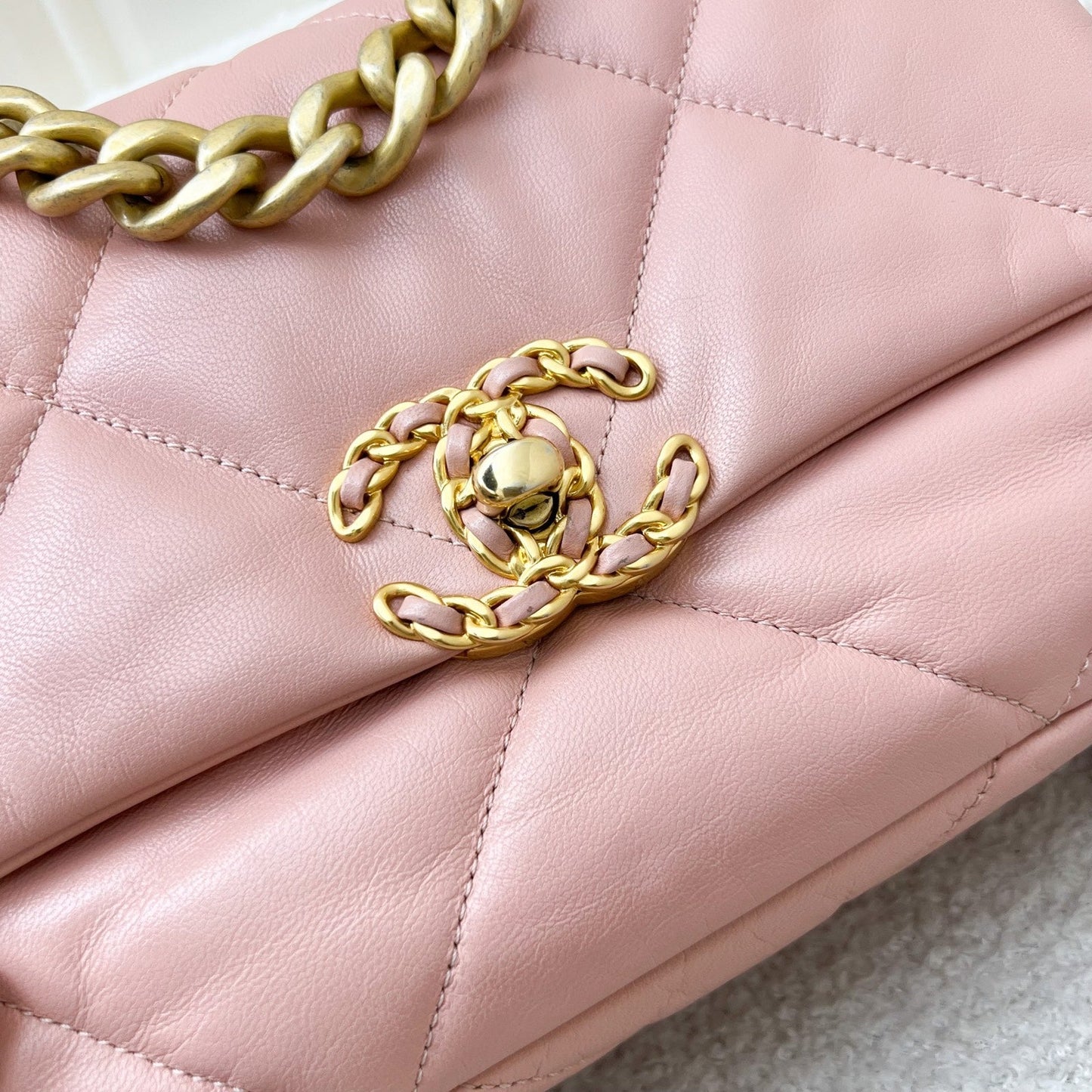 Chanel 19 Small Flap in Light Pink Goatskin and 3-tone HW Accessory