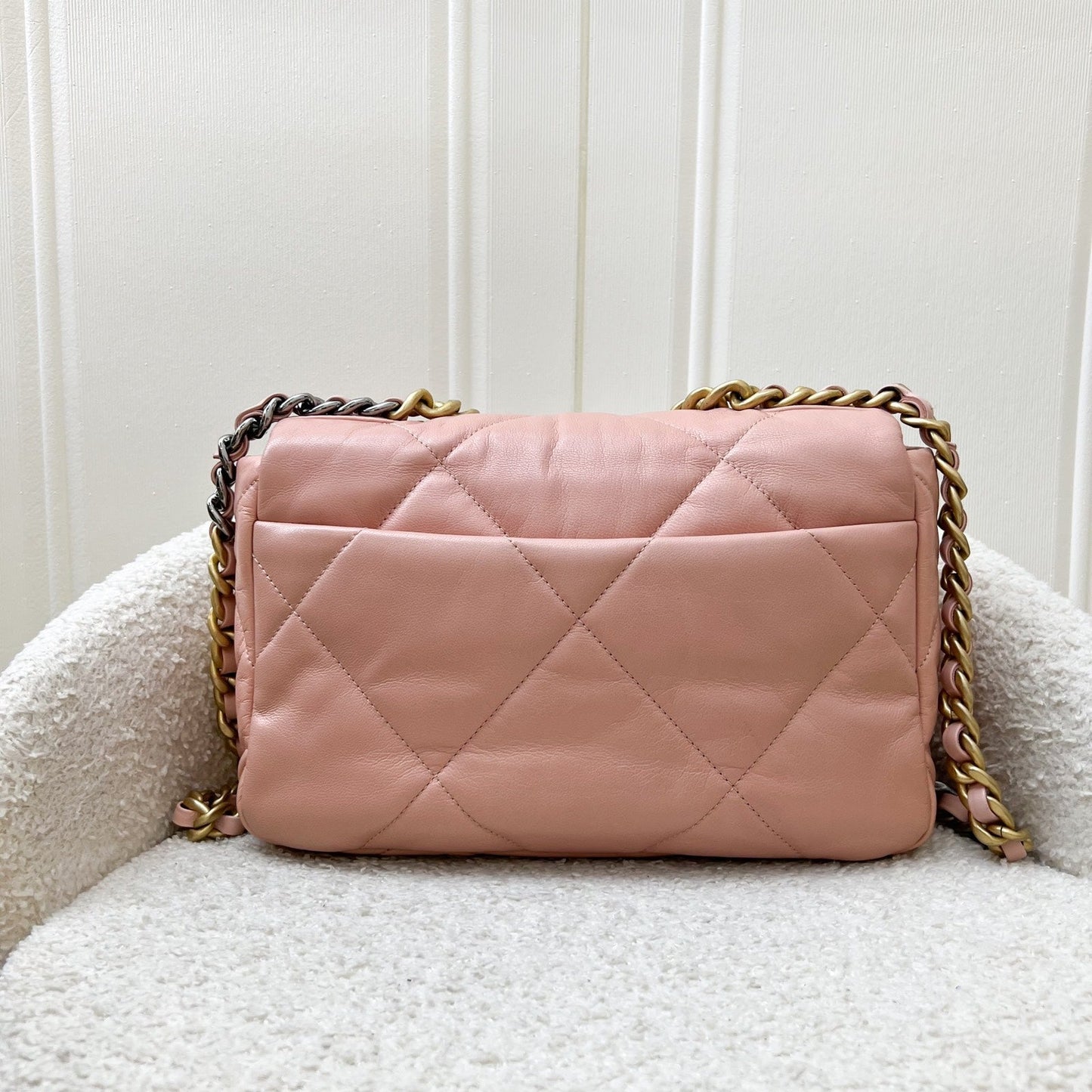 Chanel 19 Small Flap in Light Pink Goatskin and 3-tone HW Accessory