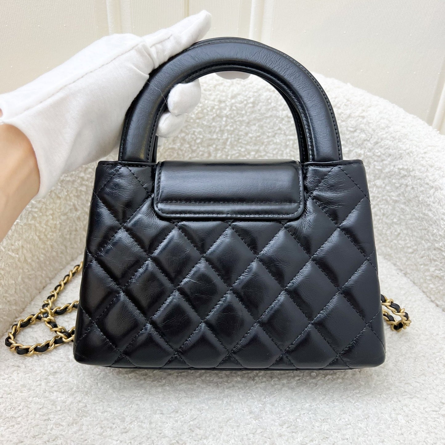 Mini / Small Kelly in Black Shiny Distressed Calfskin and AGHW (Model: ) Accessory Refined