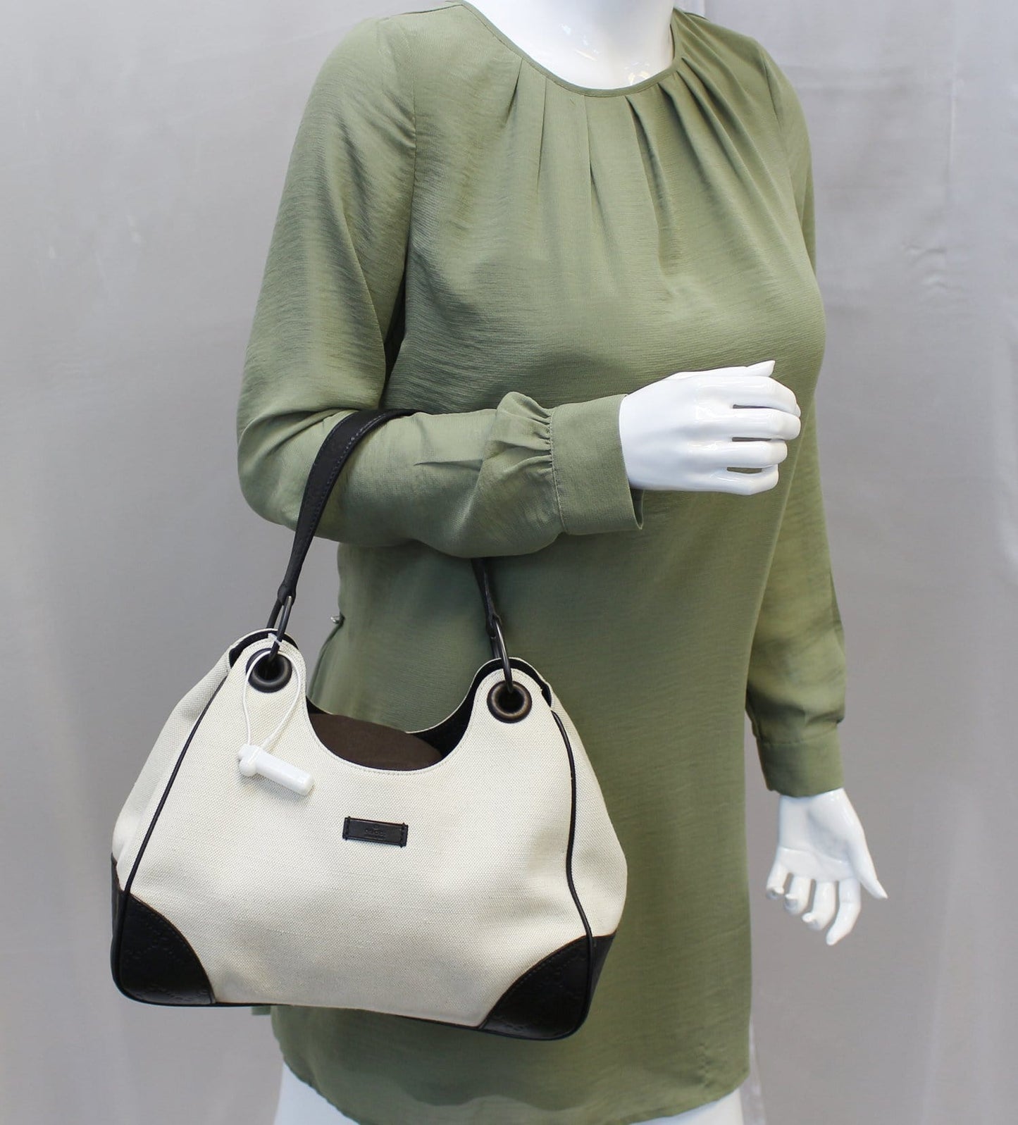 Gucci Colbert Shoulder Bag Canvas White