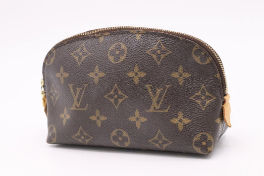 Louis Vuitton Pochette Cosmetics PM Monogram Canvas Clutch Bag Canvas 2