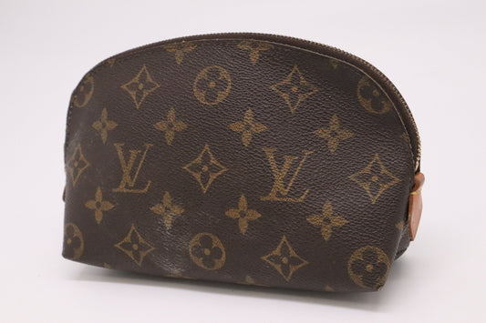 Louis Vuitton Pochette Cosmetics PM Monogram Canvas Clutch Bag Canvas 3
