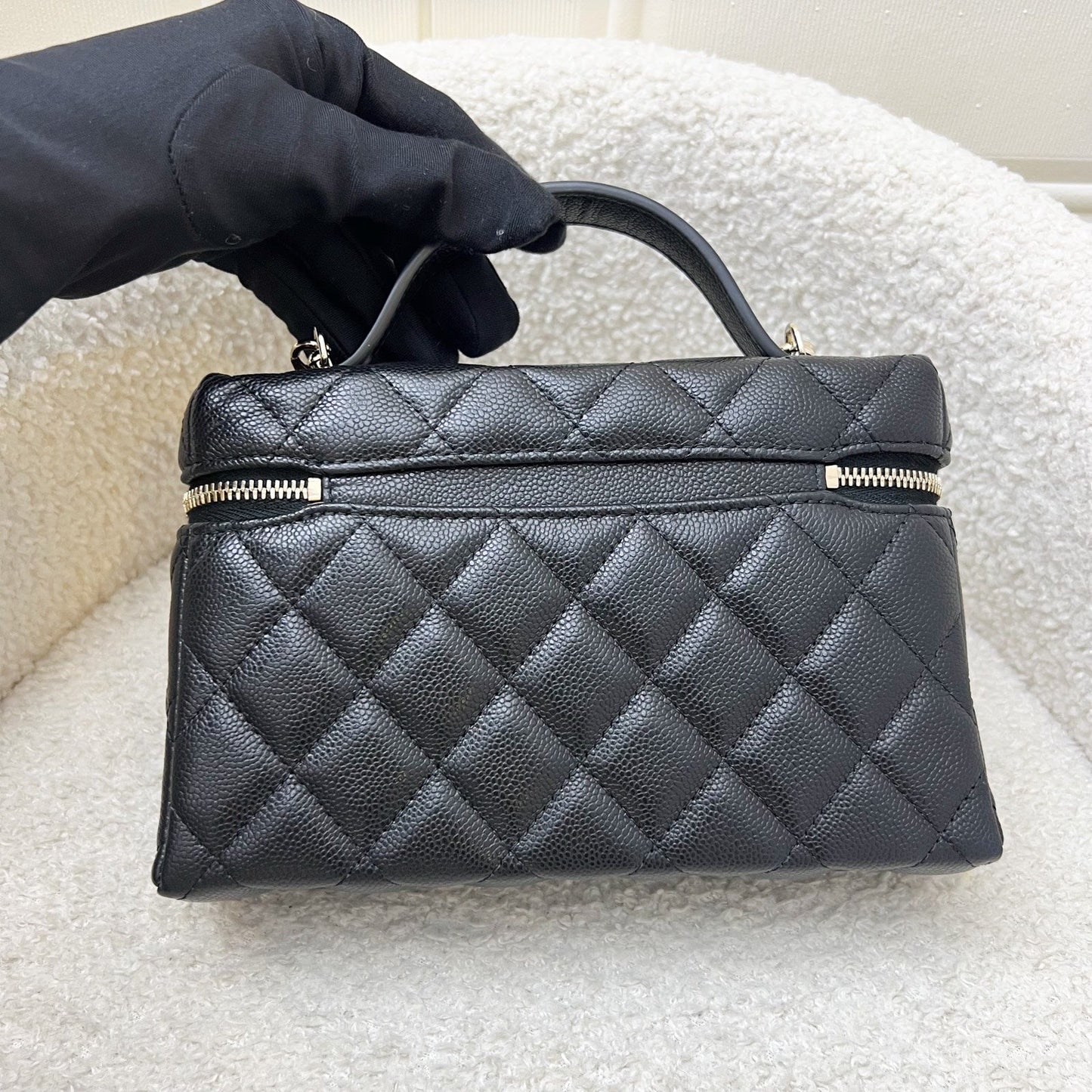 Chanel [BN - Local Set - July 2025] Vanity / Clutch with Chain (LP Style Bag) in Black Caviar and LGHW (Model: )