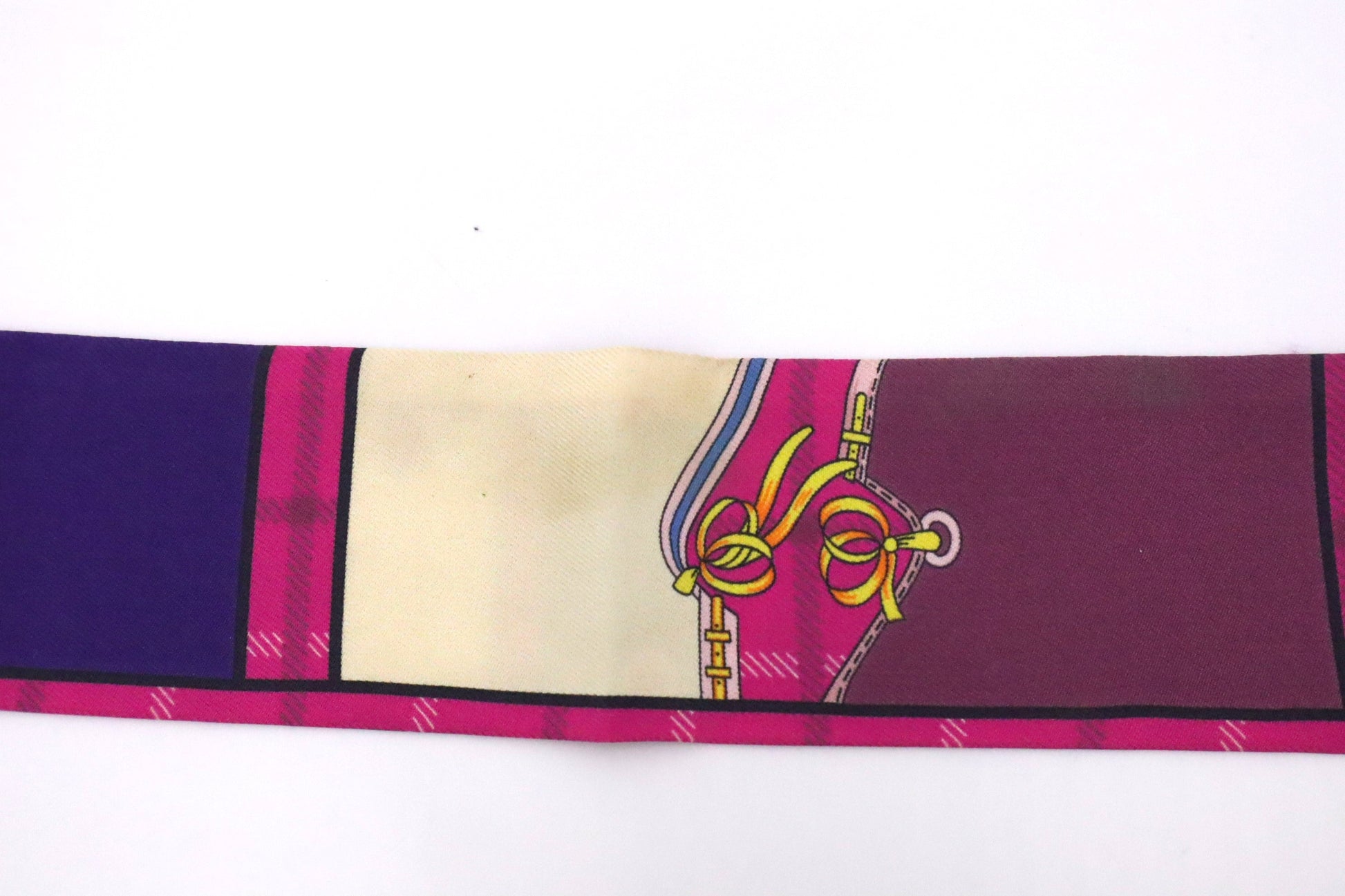 Hermes "Camails" Twilly In Fuchsia Silk Handbag Travel Bag