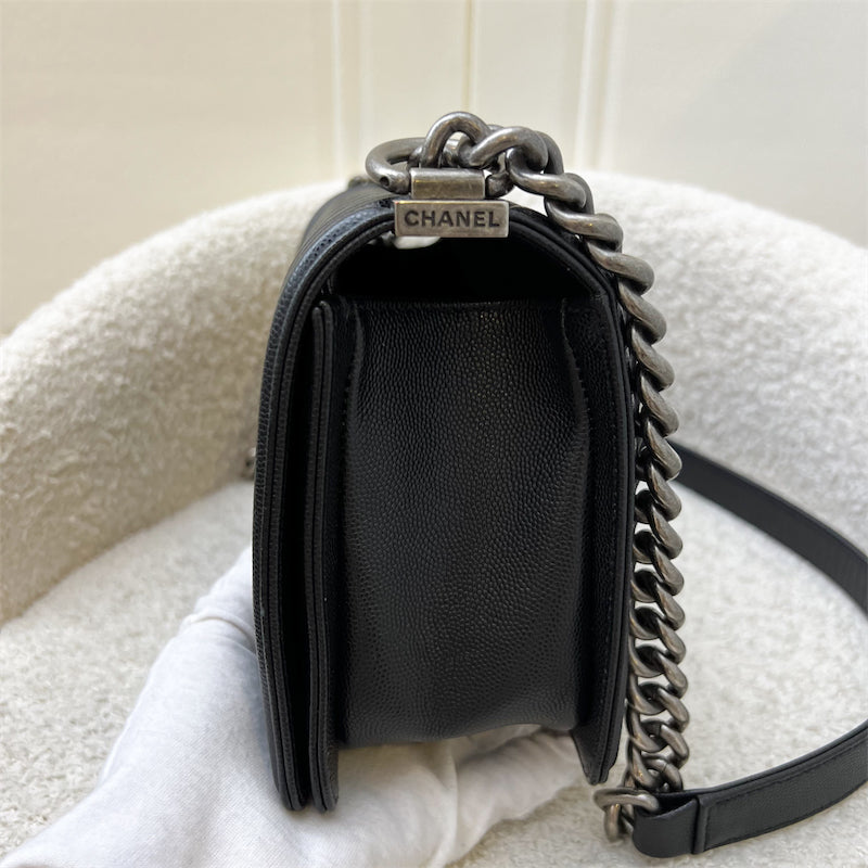Chanel Medium Boy Flap in Black Caviar and RHW Accessory