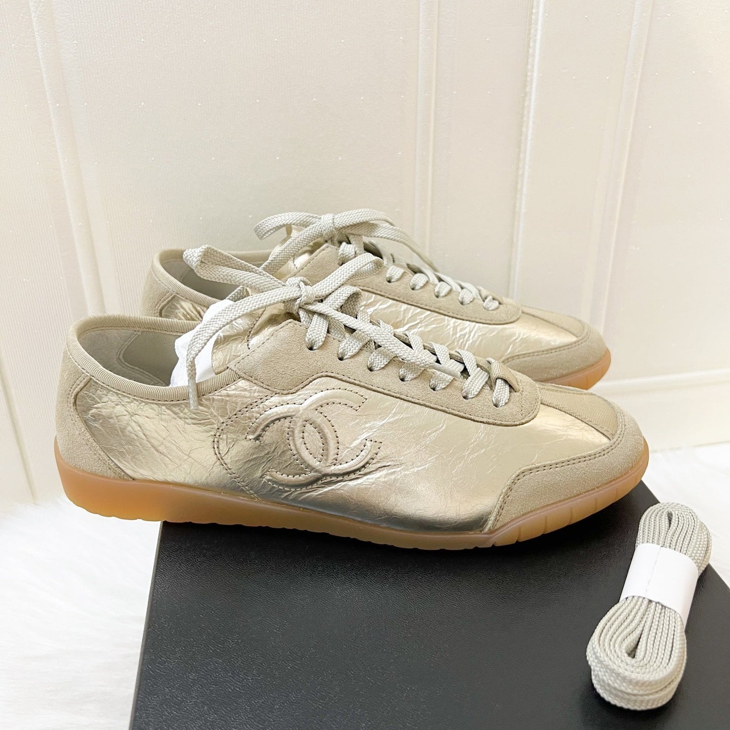 Chanel Sneakers in Light Gold Crumpled Laminated Calfskin and Beige Suede Calfskin Sz 37.5 (Model: )