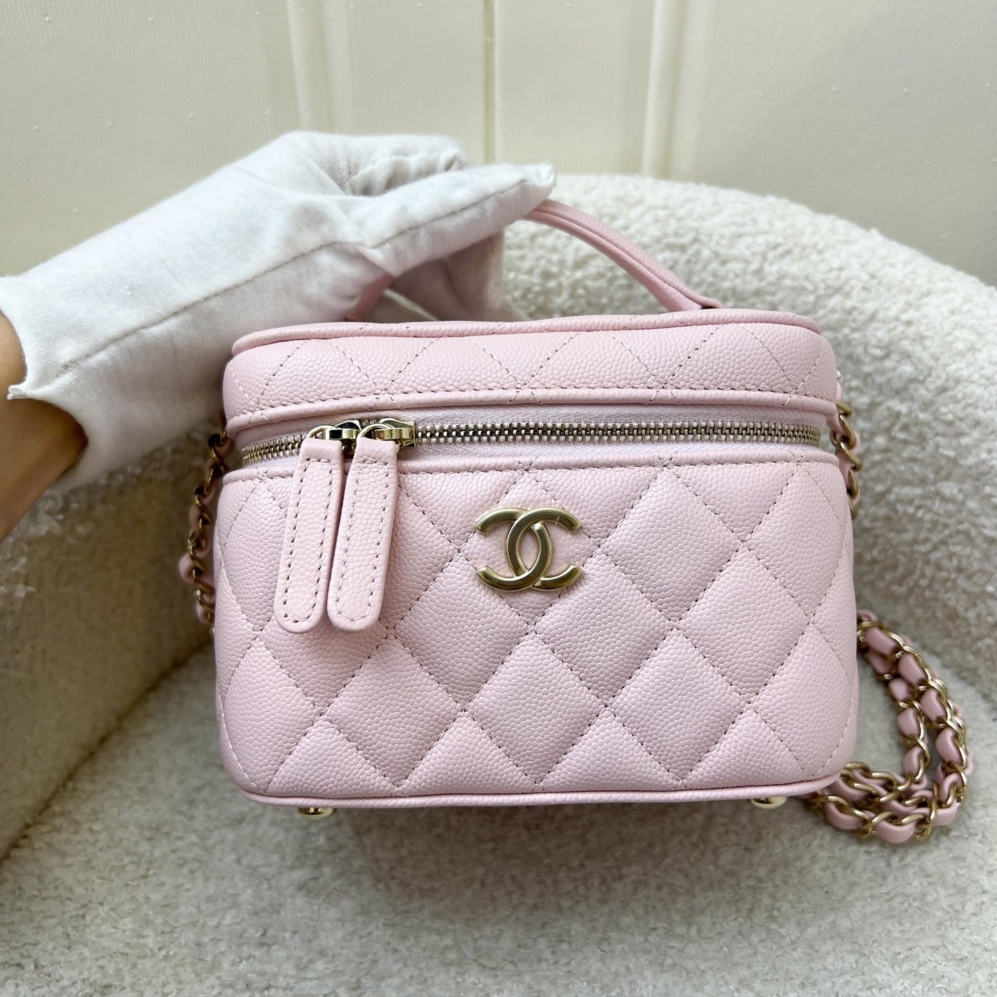 Chanel Top Handle Vanity Case with Chain in Pink Caviar LGHW (Model: )
