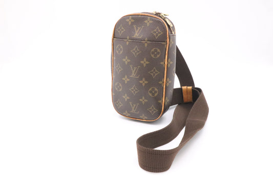 Louis Vuitton Pochette Gange Monogram Canvas Clutch Bag Canvas 1