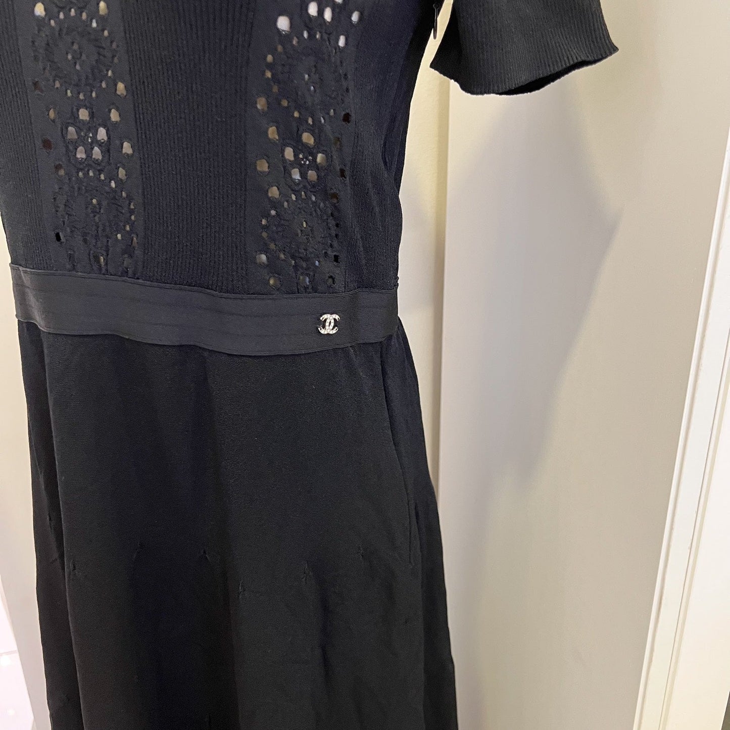 Chanel Knitted Maxi Black Dress in Viscose and Polyester Sz 40 (Model: )