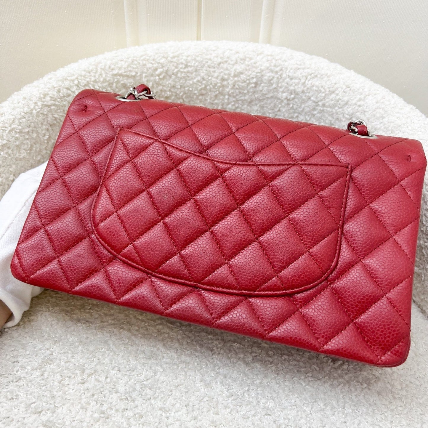 Chanel Medium Classic Flap CF in Red Caviar and SHW Accessory