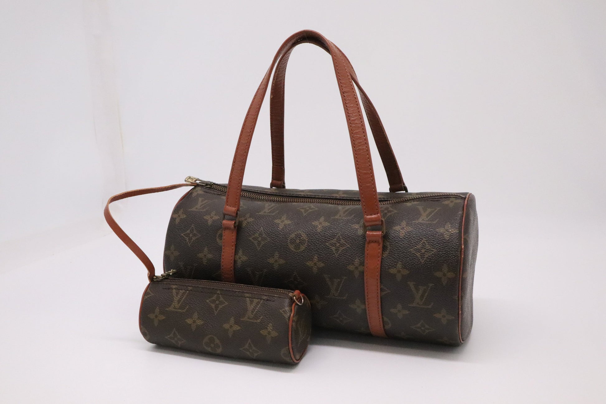 Louis Vuitton Papillon 30 Monogram Canvas Handbag In Monogram