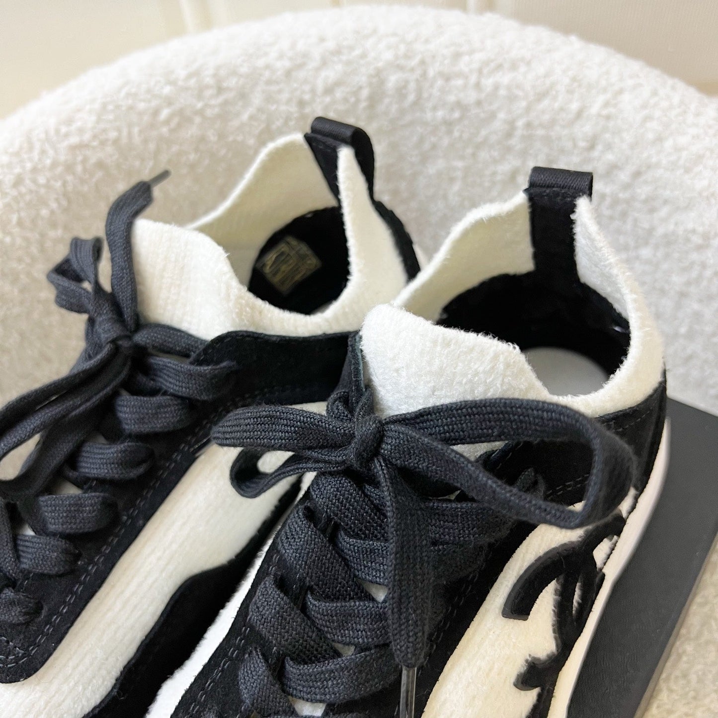 Chanel Sneakers / Trainers in Black Suede and White Fabric Size 38