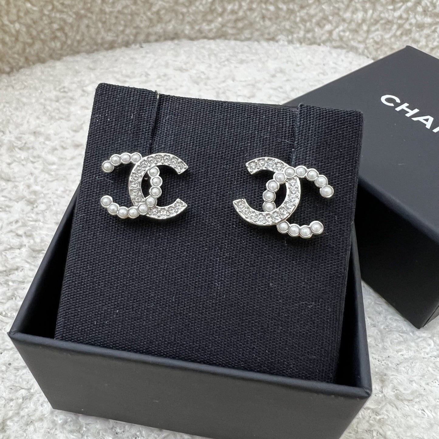 Chanel CC Earrings with Pearls and Diamantes in SHW (Model: ) Jewelry