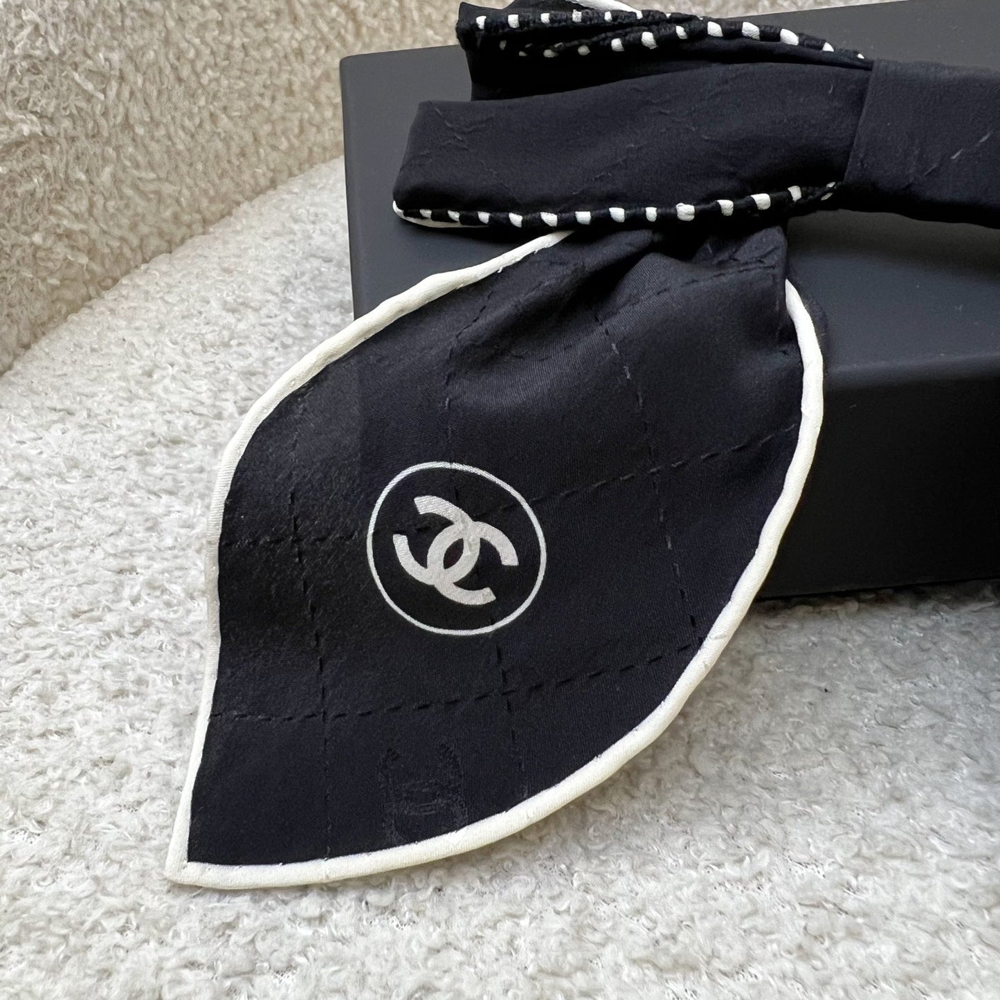 Chanel Bow Barrette Hair Clip in Black and Off White Fabric Bag