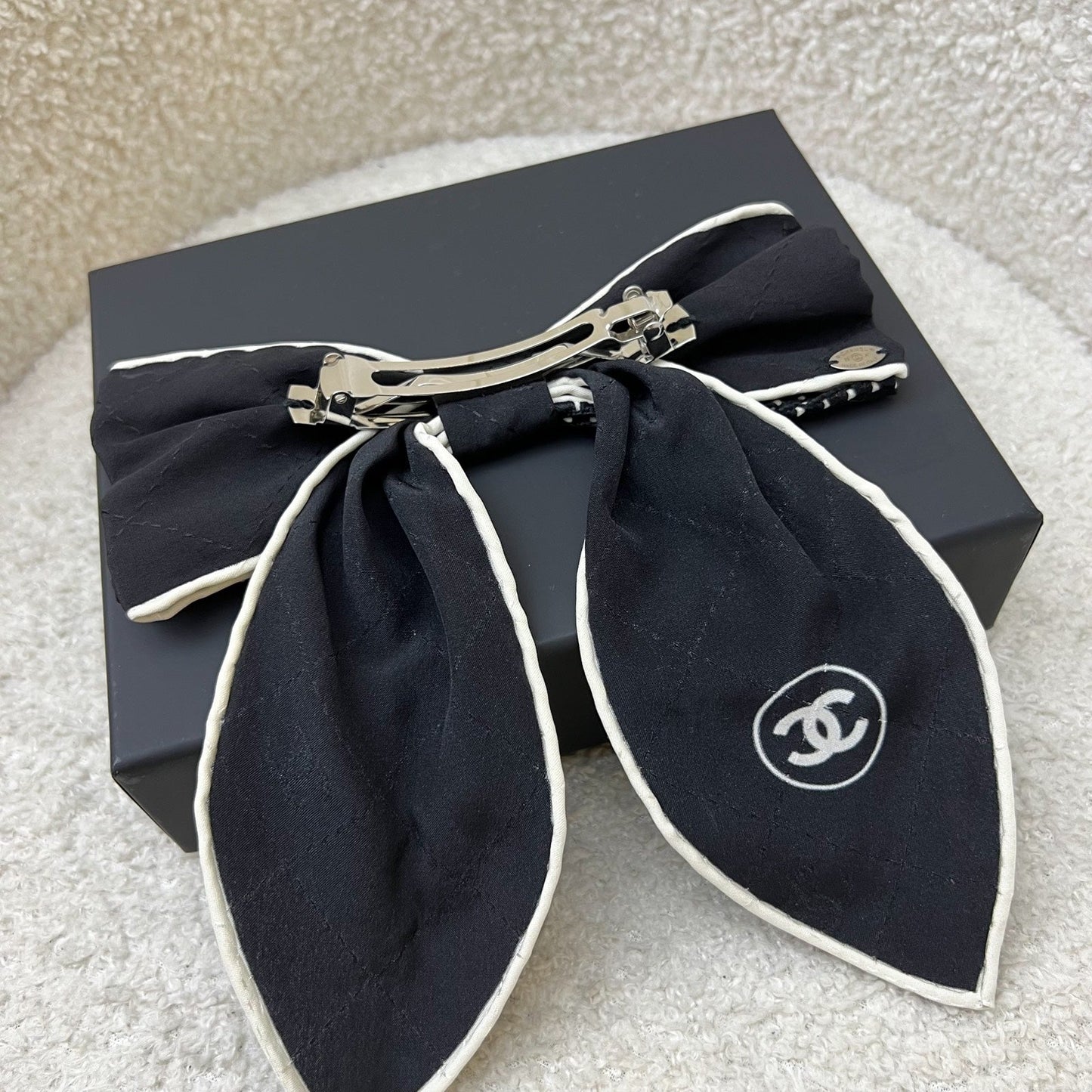 Chanel Bow Barrette Hair Clip in Black and Off White Fabric Bag