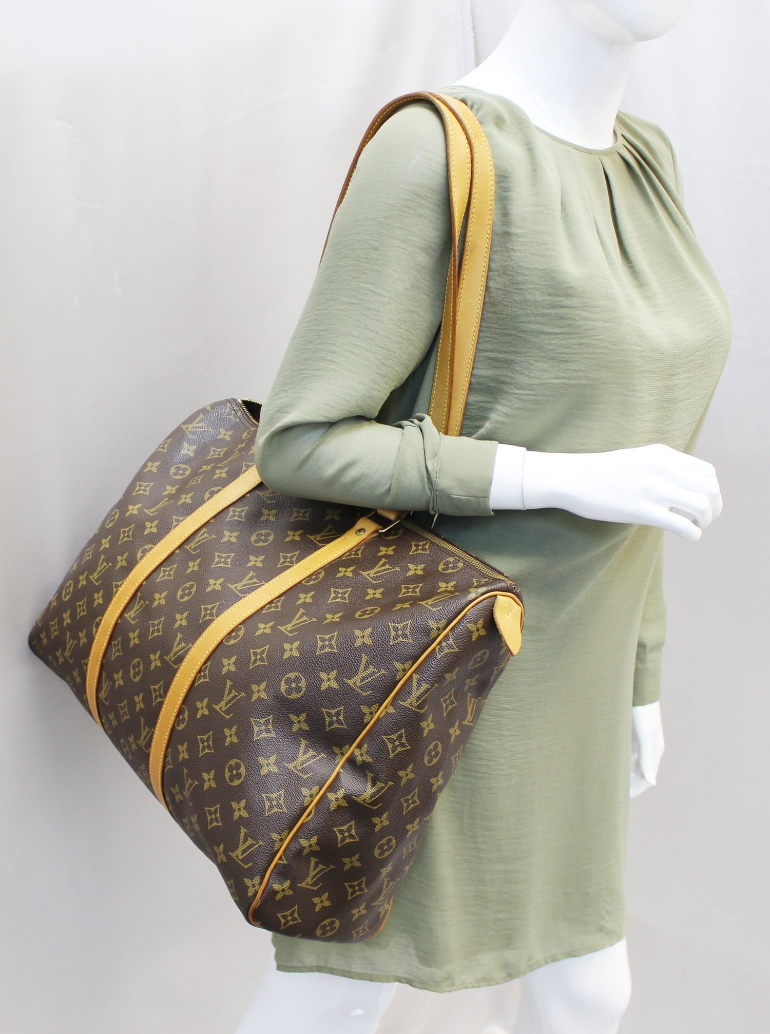 Louis Sac Flanerie Shoulder Bag Monogram