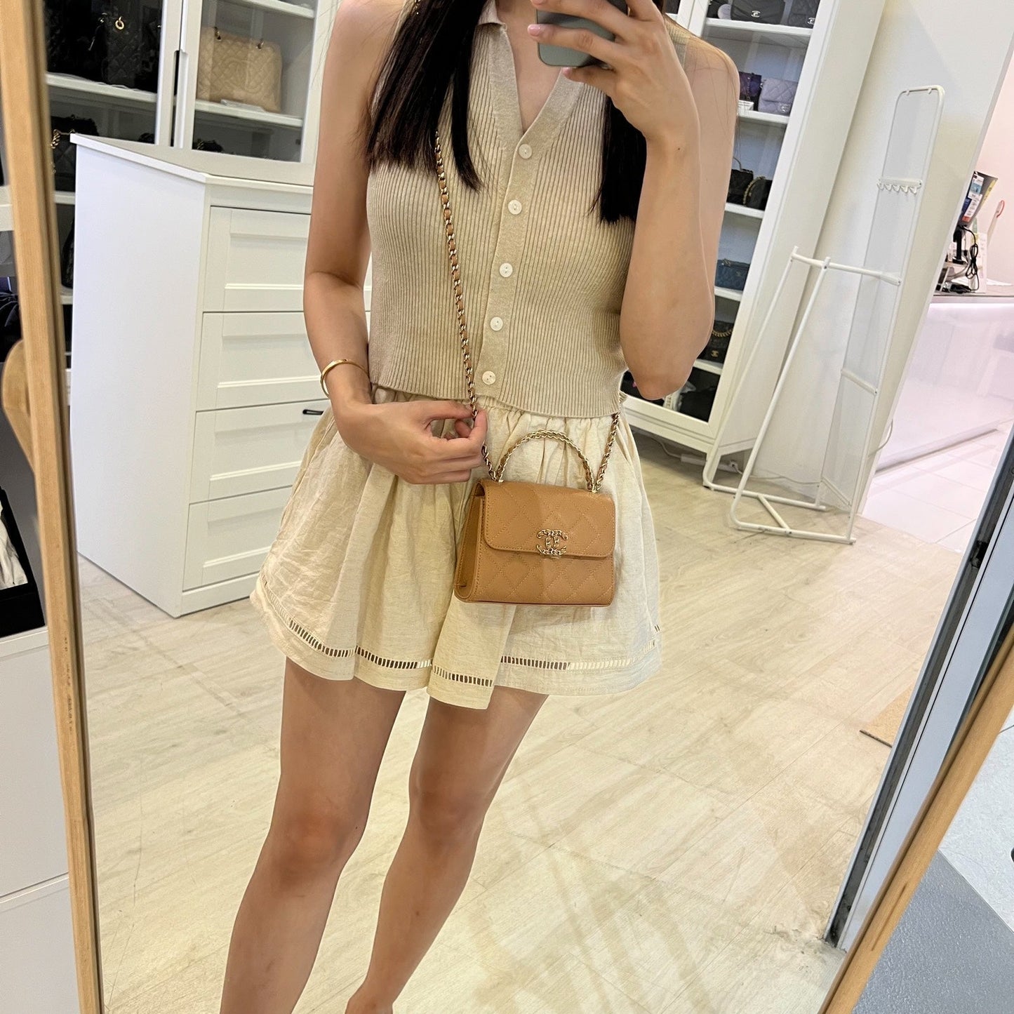 Chanel Top Handle Kelly Clutch with Chain in Caramel Caviar and GHW (Model: )