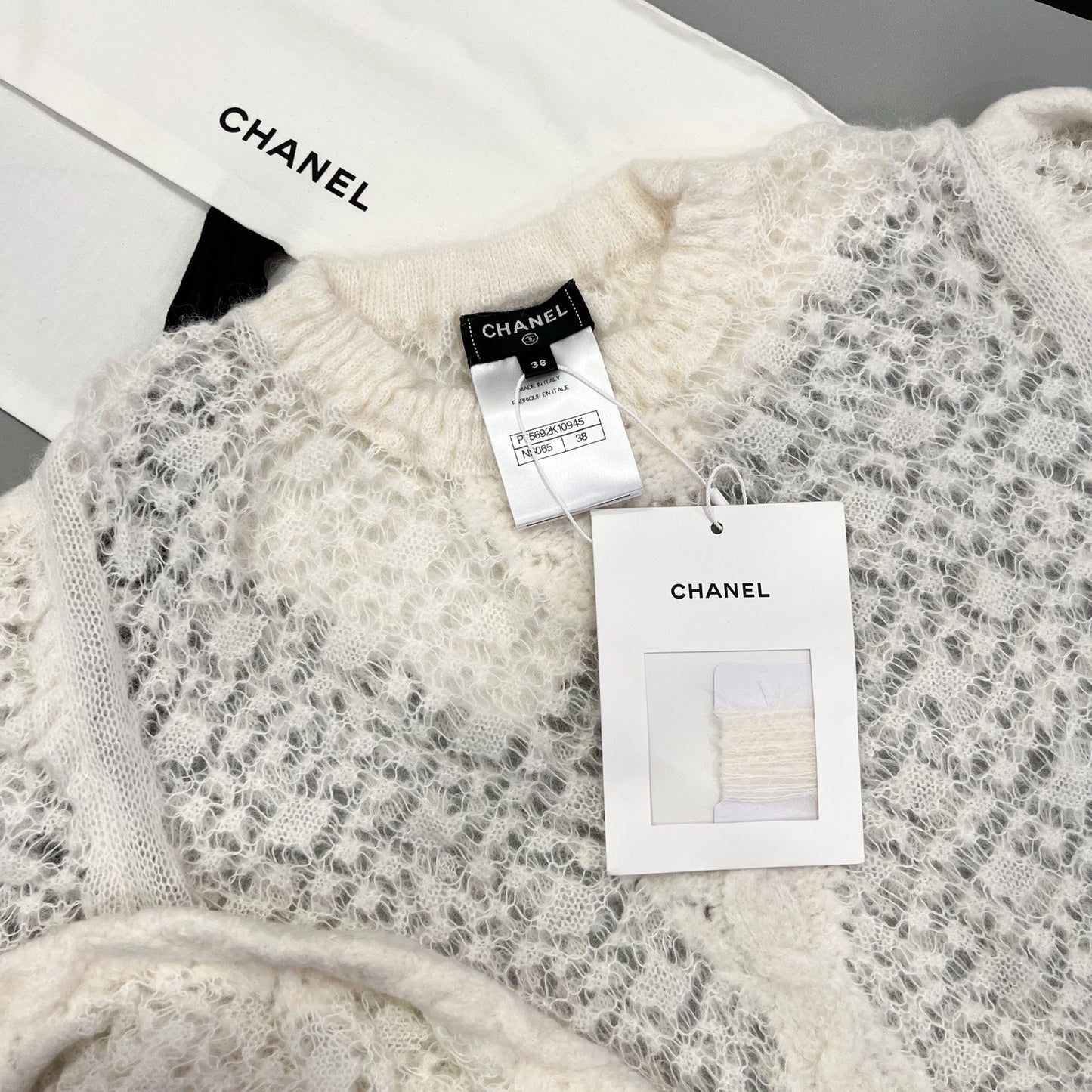 Chanel Runway Pullover in White Alpaca and Polyamide (Model: ) Accessory