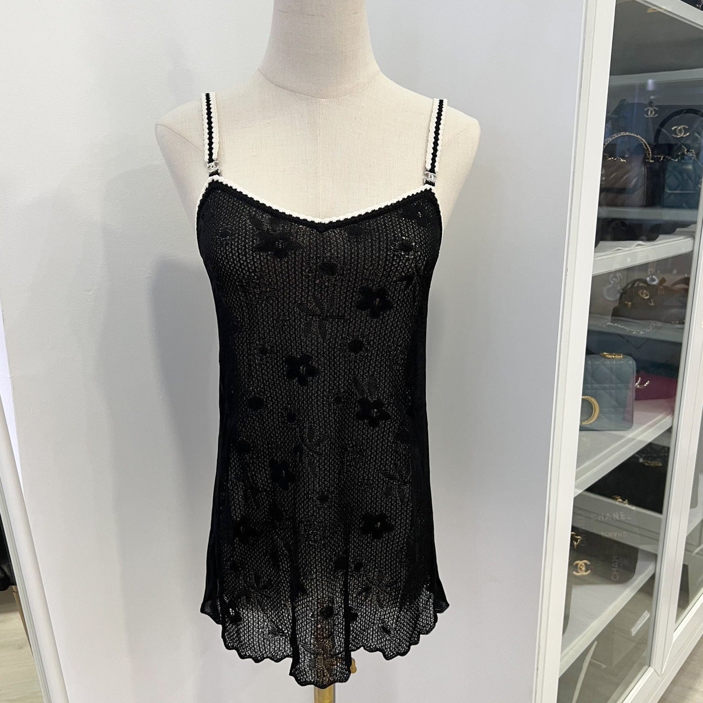 Chanel Sleeveless Strappy Top in Black / White Knit Sz 34 (Model: )