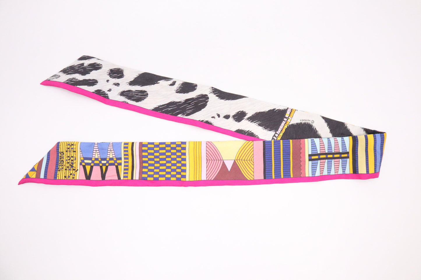 Hermes 'Pelages Et Camouflage' Twilly In Fuchsia And White Travel Bag