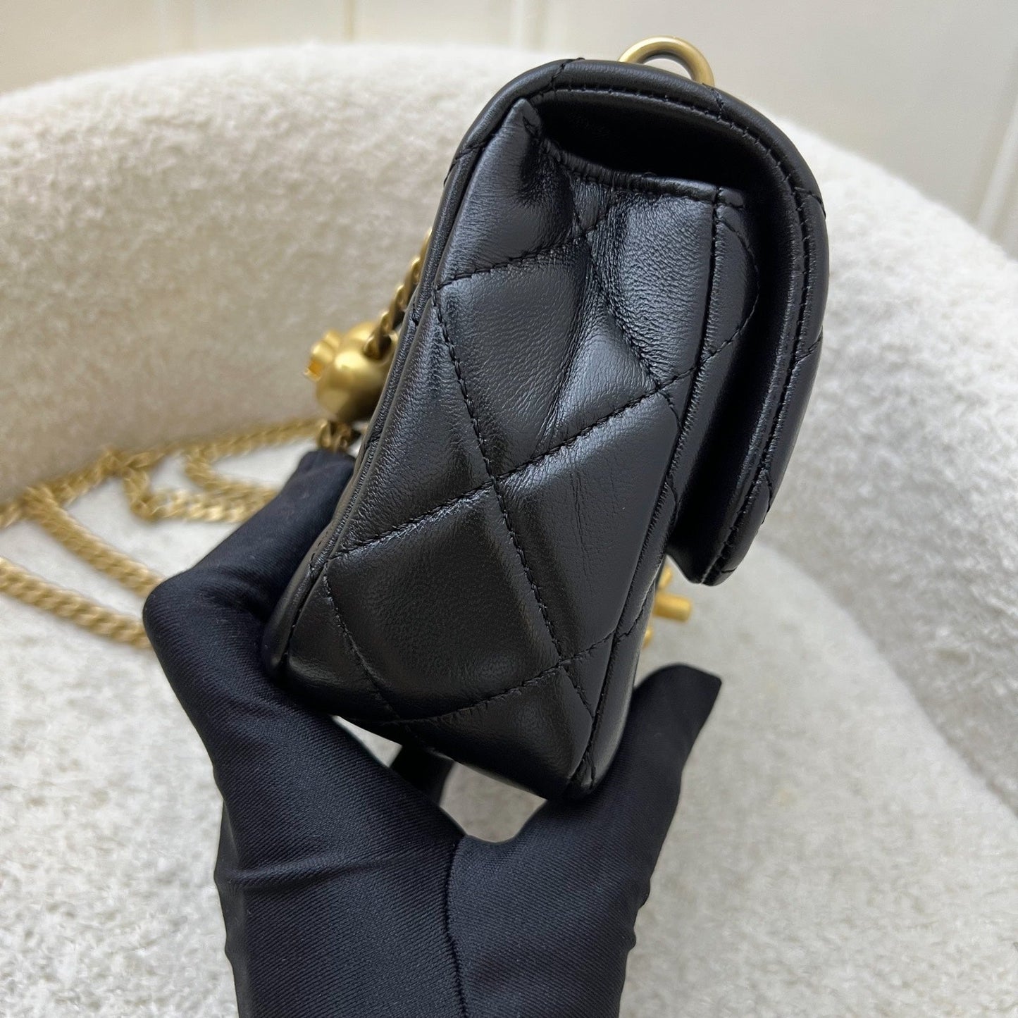 Chanel Heart Adjustable Chain Mini Flap Bag in Black Lambskin and AGHW (Model: )