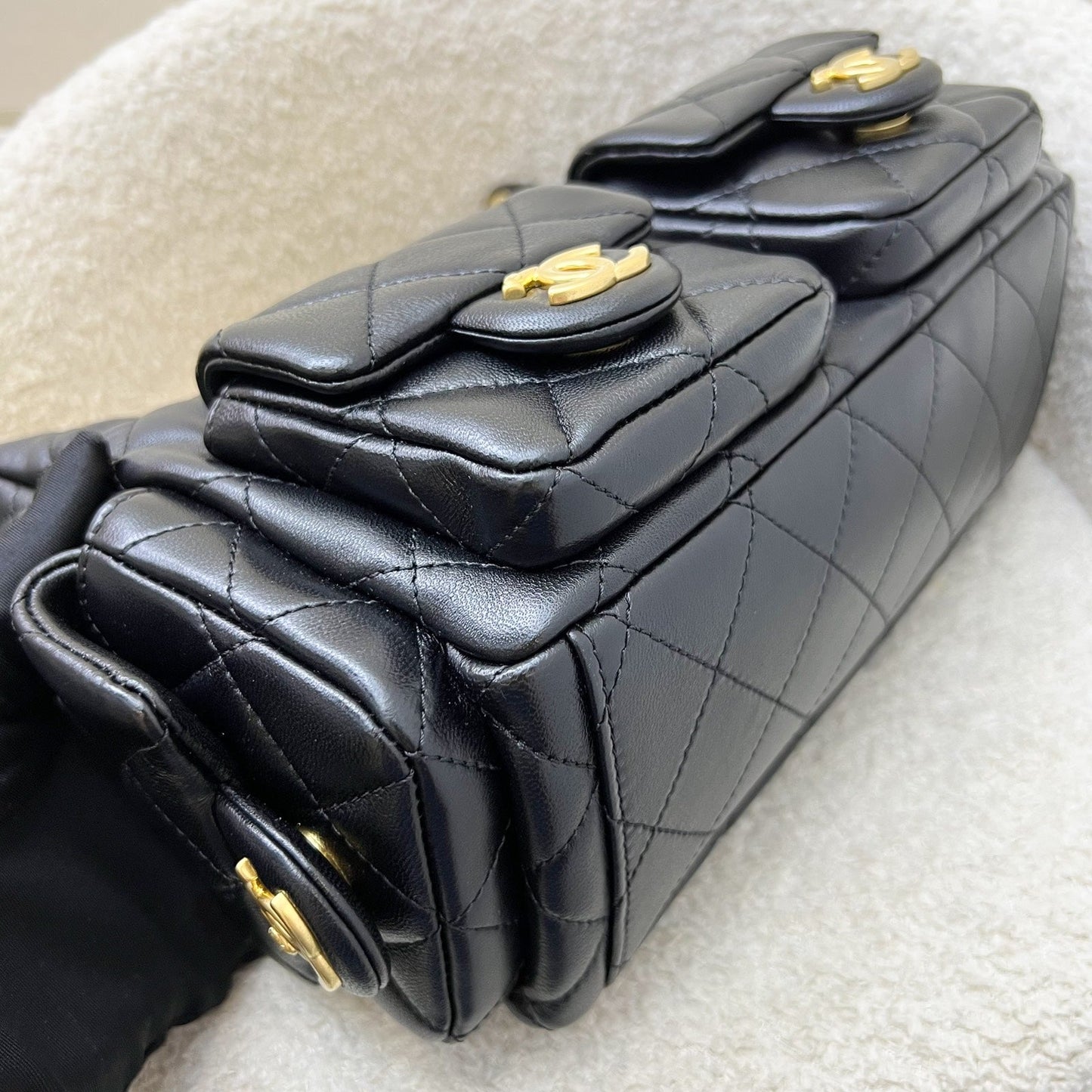 Chanel Small Hobo Bag in Black Shiny Lambskin and AGHW (Model: )
