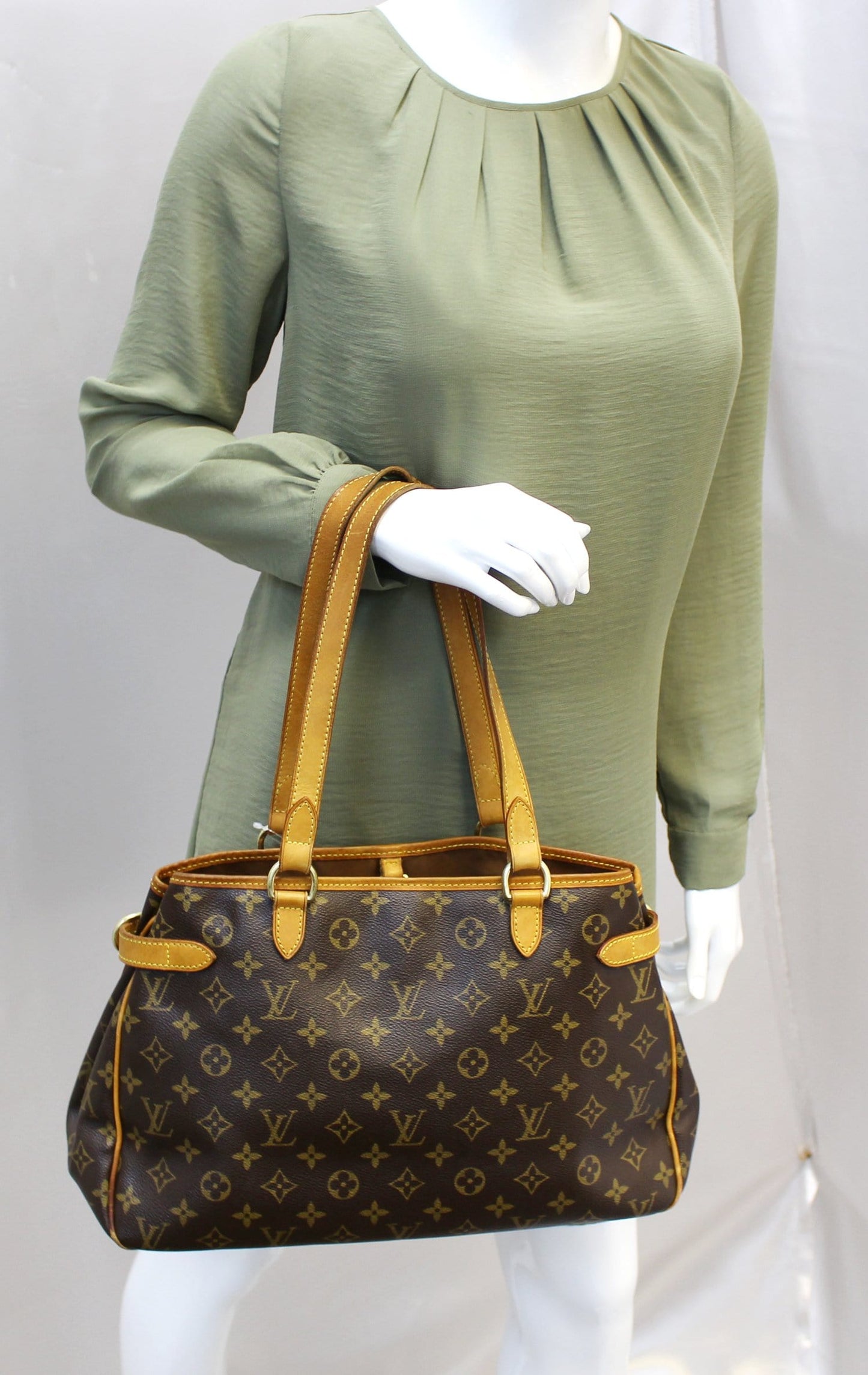 Louis Shoulder Bag Batignolles Horizontal Canvas Monogram