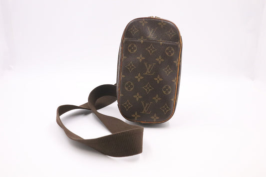 Louis Vuitton Pochette Gange Monogram Canvas Clutch Bag Monogram Canvas