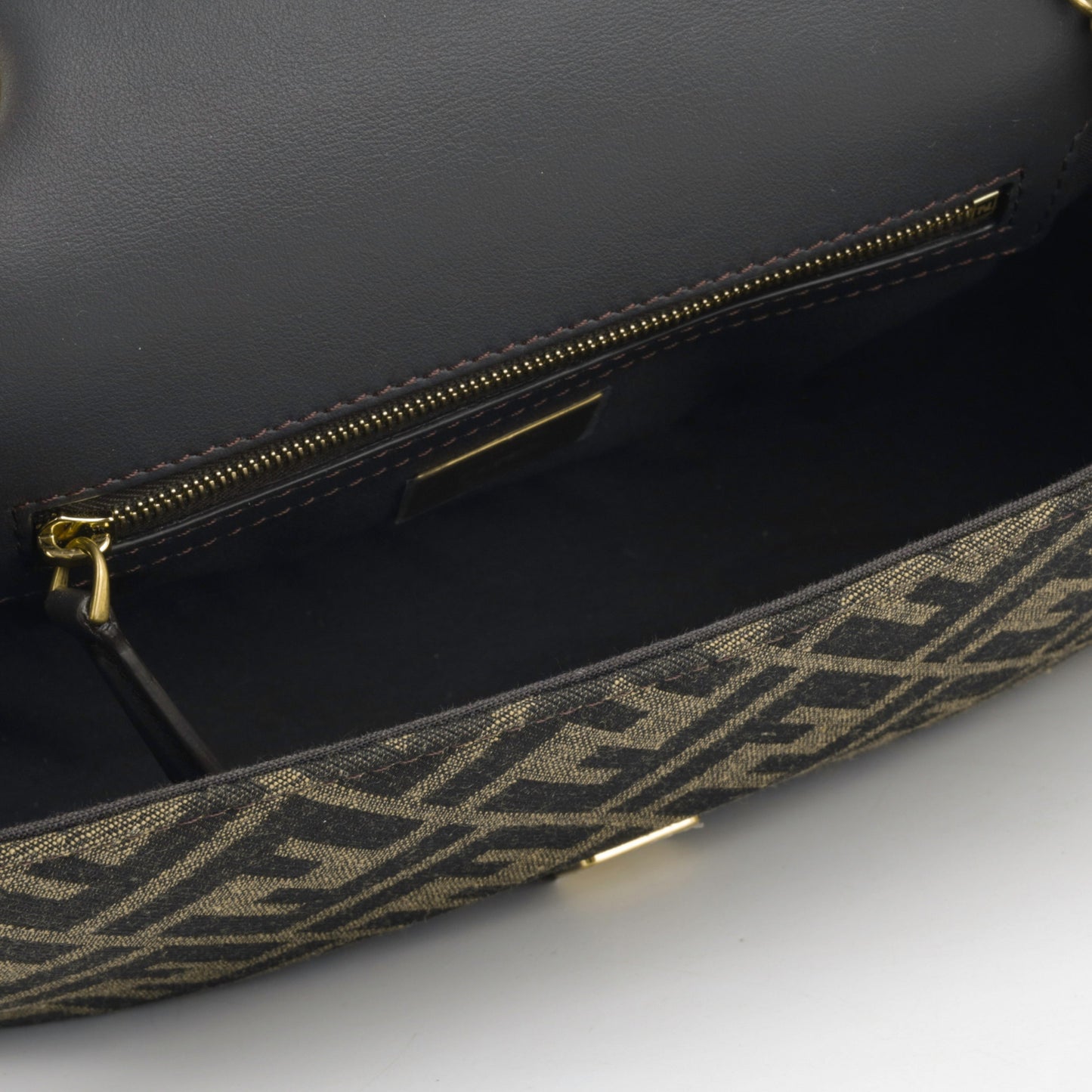 Fendi Baguette Midi Shoulder Bag Chain