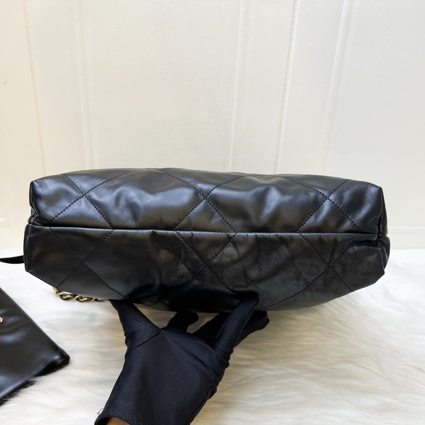 Chanel 22 Small Hobo Bag in Black Shiny Calfskin and AGHW (Model: )